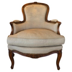 Paar schöne Louis XV-Bergere aus Nussbaum