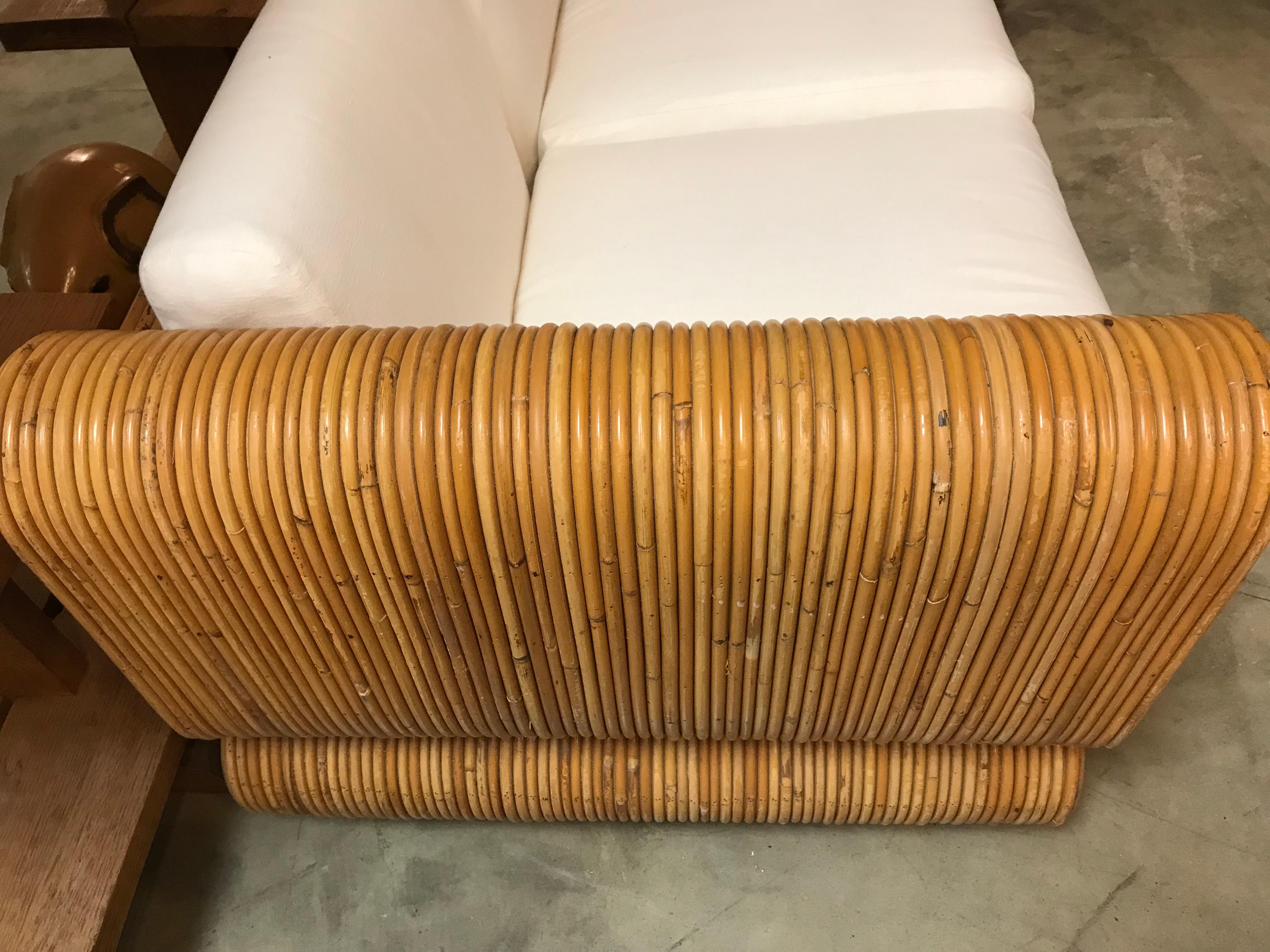 Paire de Loveseats Bon état - En vente à West Palm Beach, US