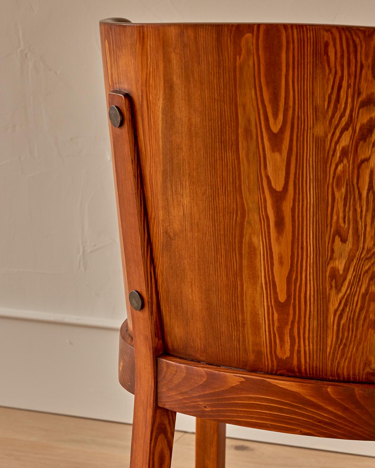 Pair of Lovö Chairs by Axel Einar Hjorth For Sale 3