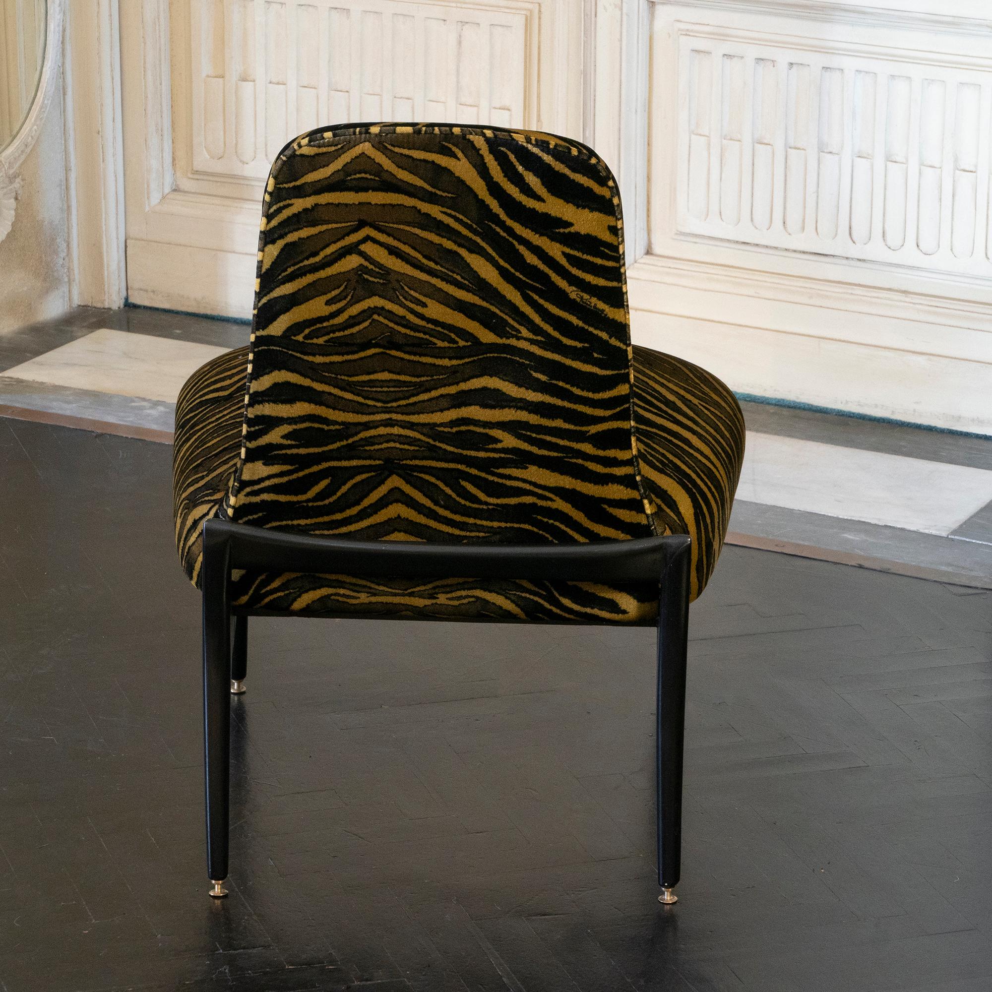 Mid-20th Century Pair of Low Chairs, Ebonized Mahogany, Print Tiger Silk Velvet, Italy, 1950s