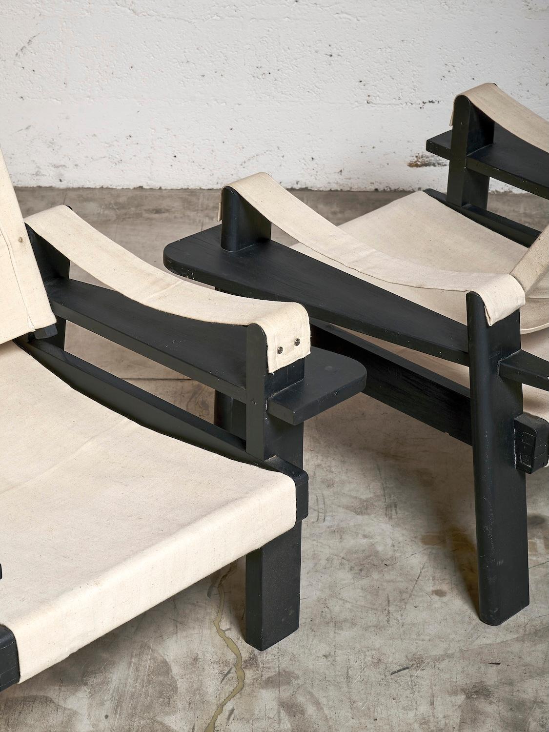 Paire de chaises basses dans le goût de Pierre Dariel en vente 2