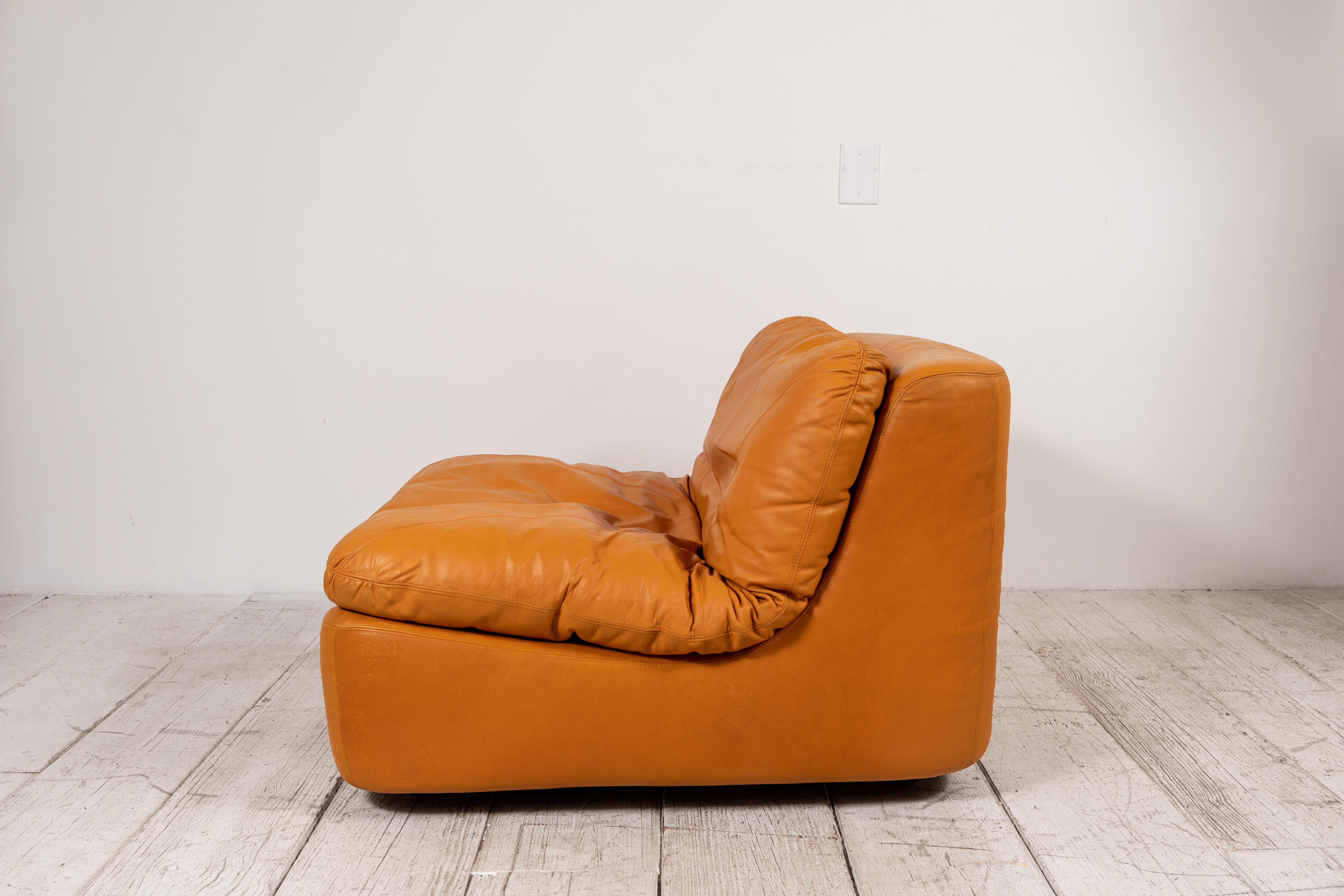 Pair of Low Kor Aldershof Tan Leather Lounge Chairs 4