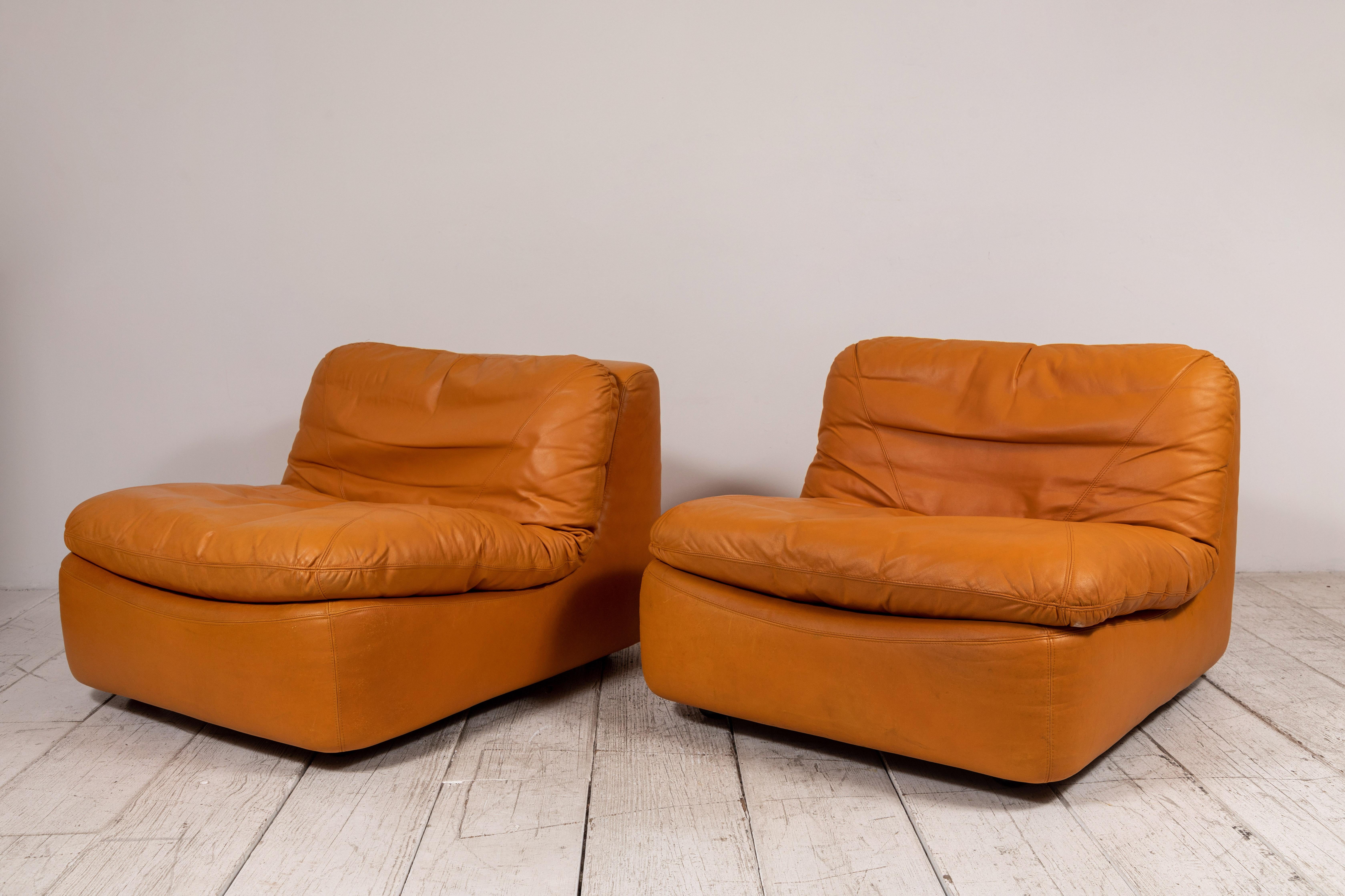 leather slouch chair