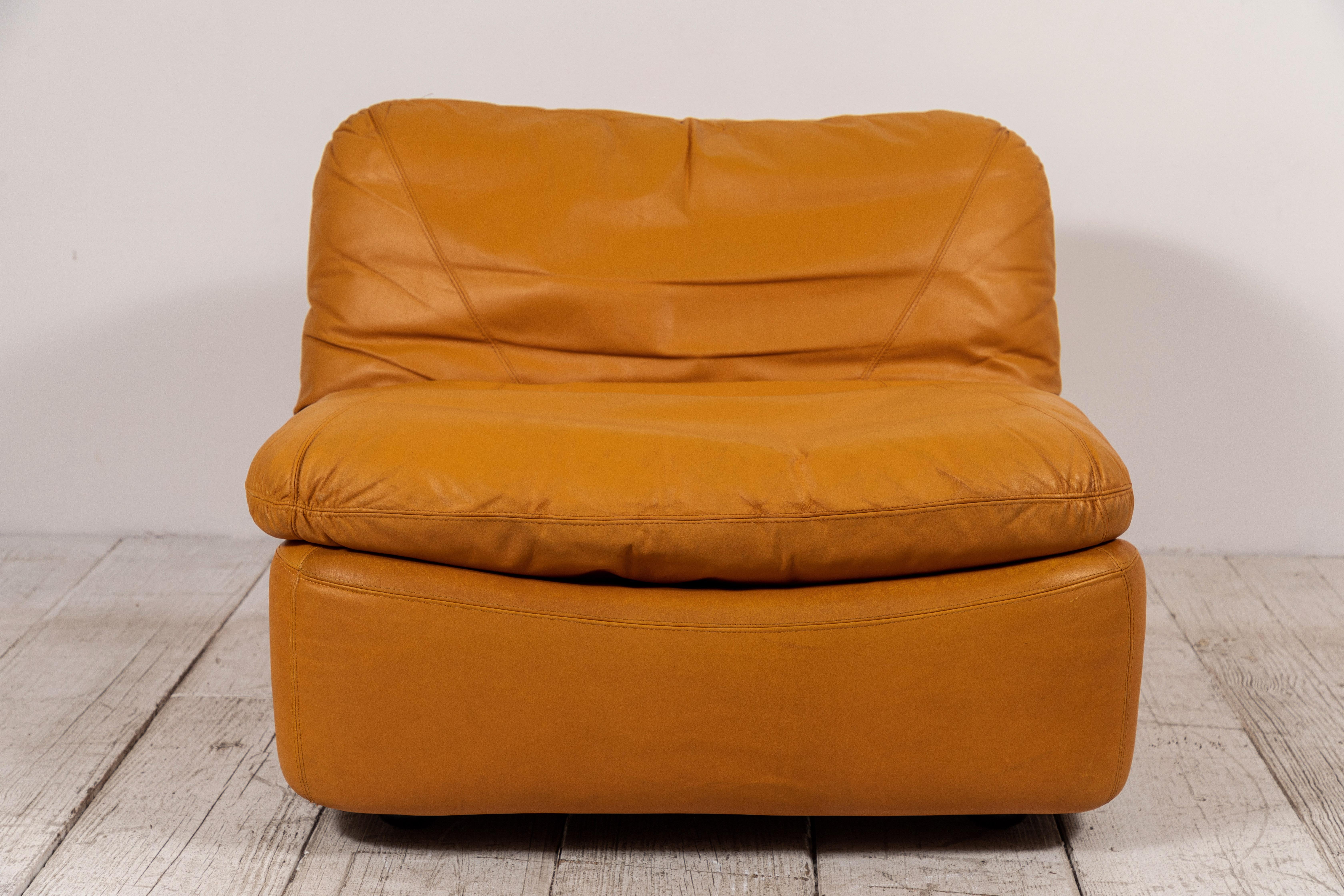 German Pair of Low Kor Aldershof Tan Leather Lounge Chairs