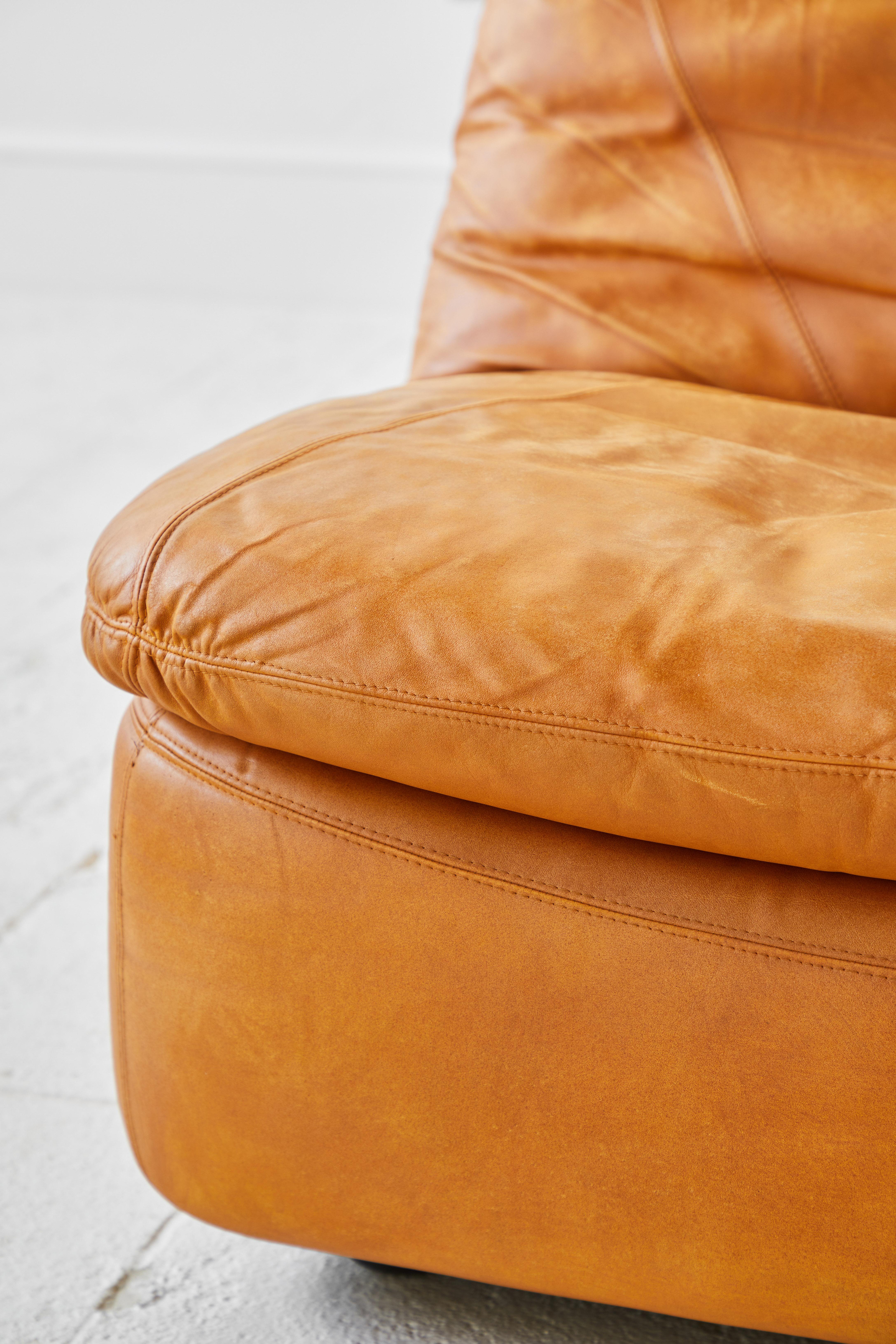 Pair of Low Kor Aldershof Tan Leather Lounge Chairs 3