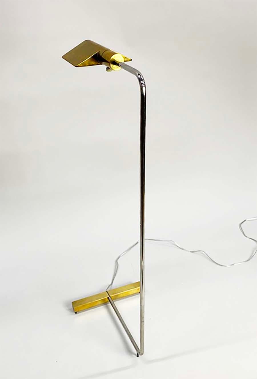 Coppia di lampade da terra a basso profilo Cedric Hartman in ottone e cromo in vendita 12