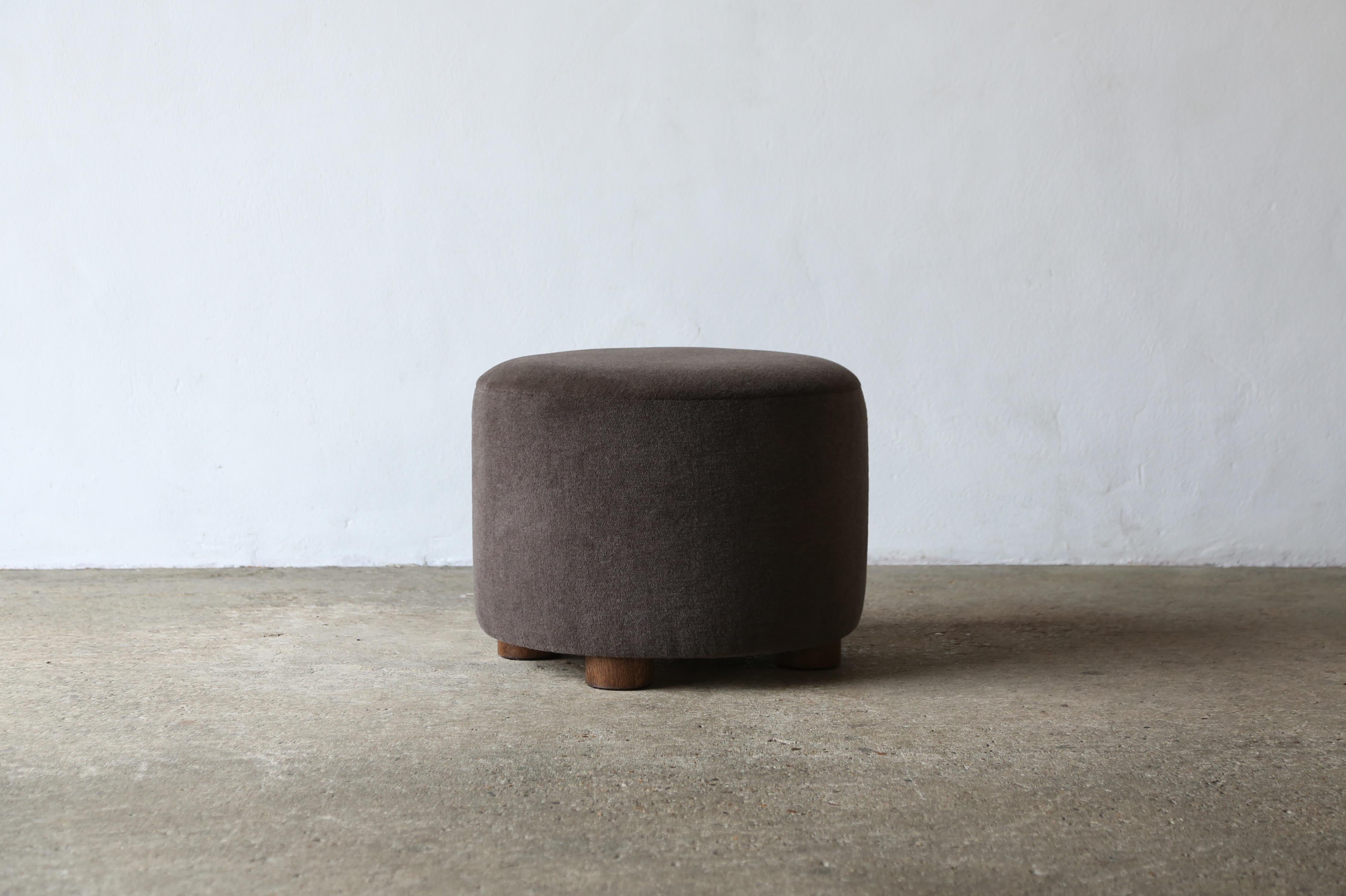 Pair of Low Round Ottomans / Footstools in Pure Dark Brown Alpaca For Sale 7