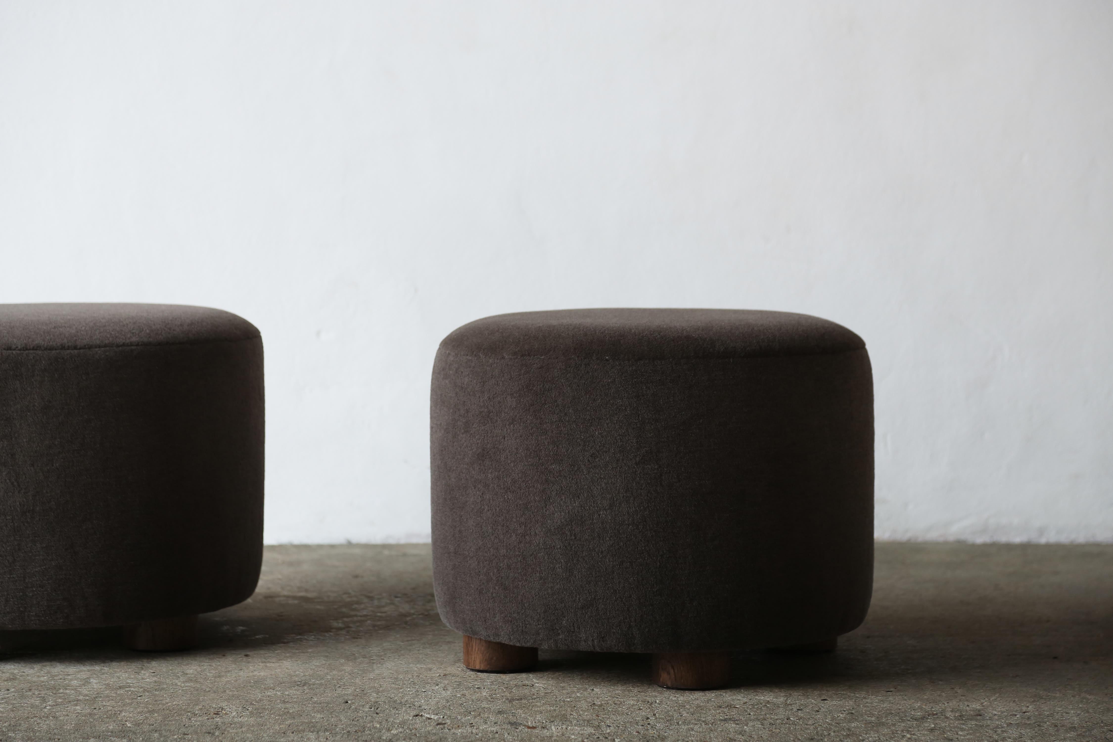 Pair of Low Round Ottomans / Footstools in Pure Dark Brown Alpaca In Good Condition For Sale In LEWES, GB