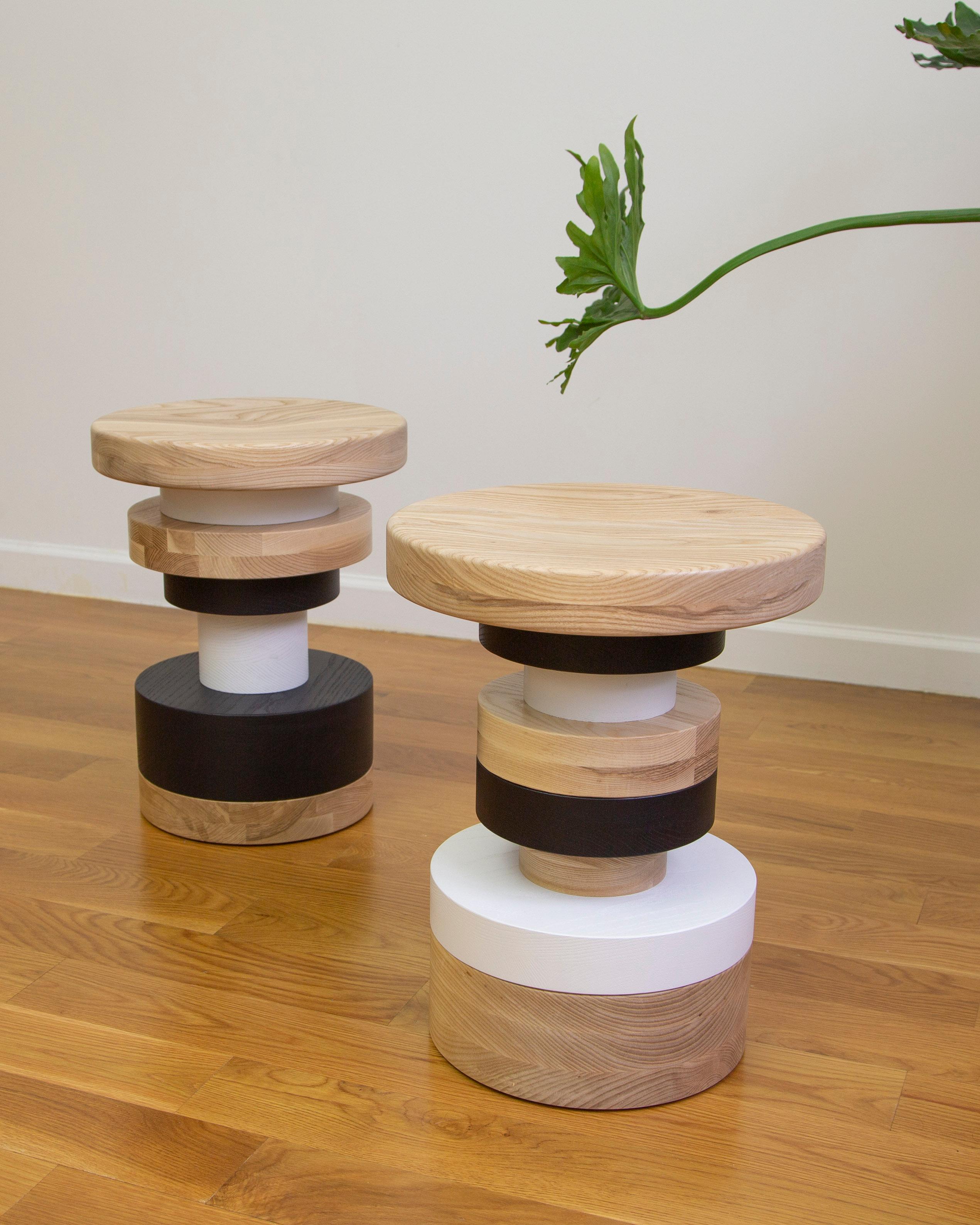Paire de tabourets Sass bas de Souda, chaise de salle à manger, sièges, forme A Neuf - En vente à Brooklyn, NY