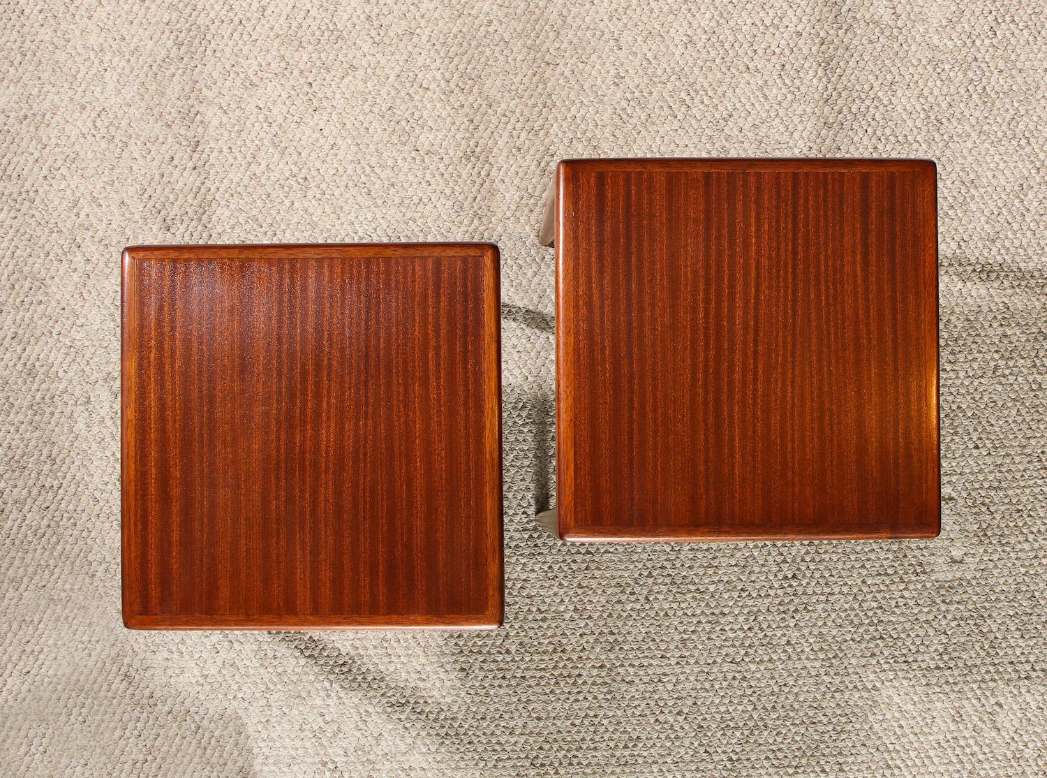 Pair of Low Side Tables by Osvaldo Borsani In Excellent Condition For Sale In New York, NY