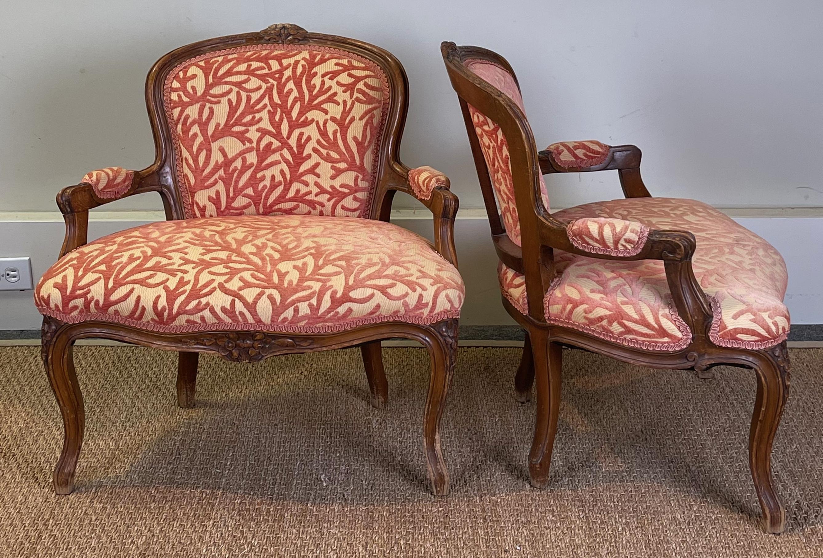 Pair of Low Slung French Fauteuils In Good Condition For Sale In Kilmarnock, VA