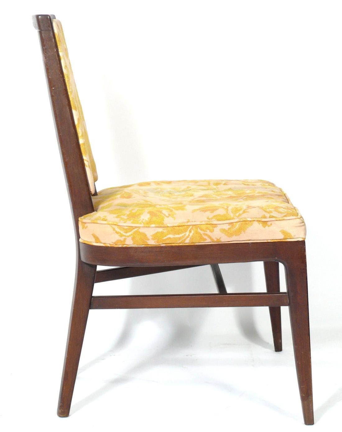 Mid-Century Modern Paire de fauteuils de salon pantoufles bas de style mi-siècle moderne en vente