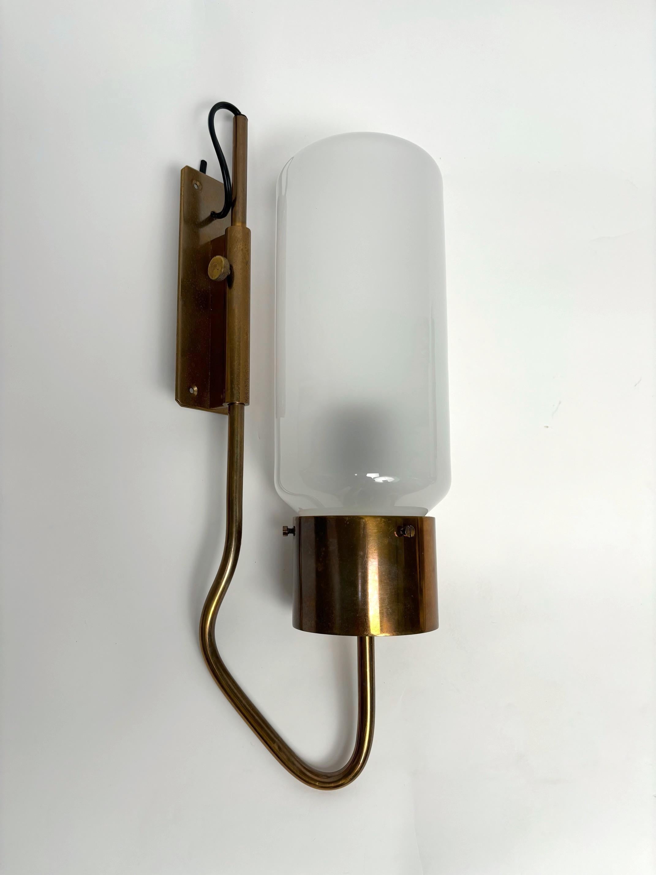 Mid-Century Modern Pair of LP10 Wall Lights by Luigi Caccia Dominioni, Azucena Bidone (Old Version)