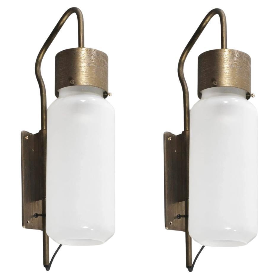 Pair of LP10 Wall Lights by Luigi Caccia Dominioni, Azucena Bidone (Old Version) For Sale