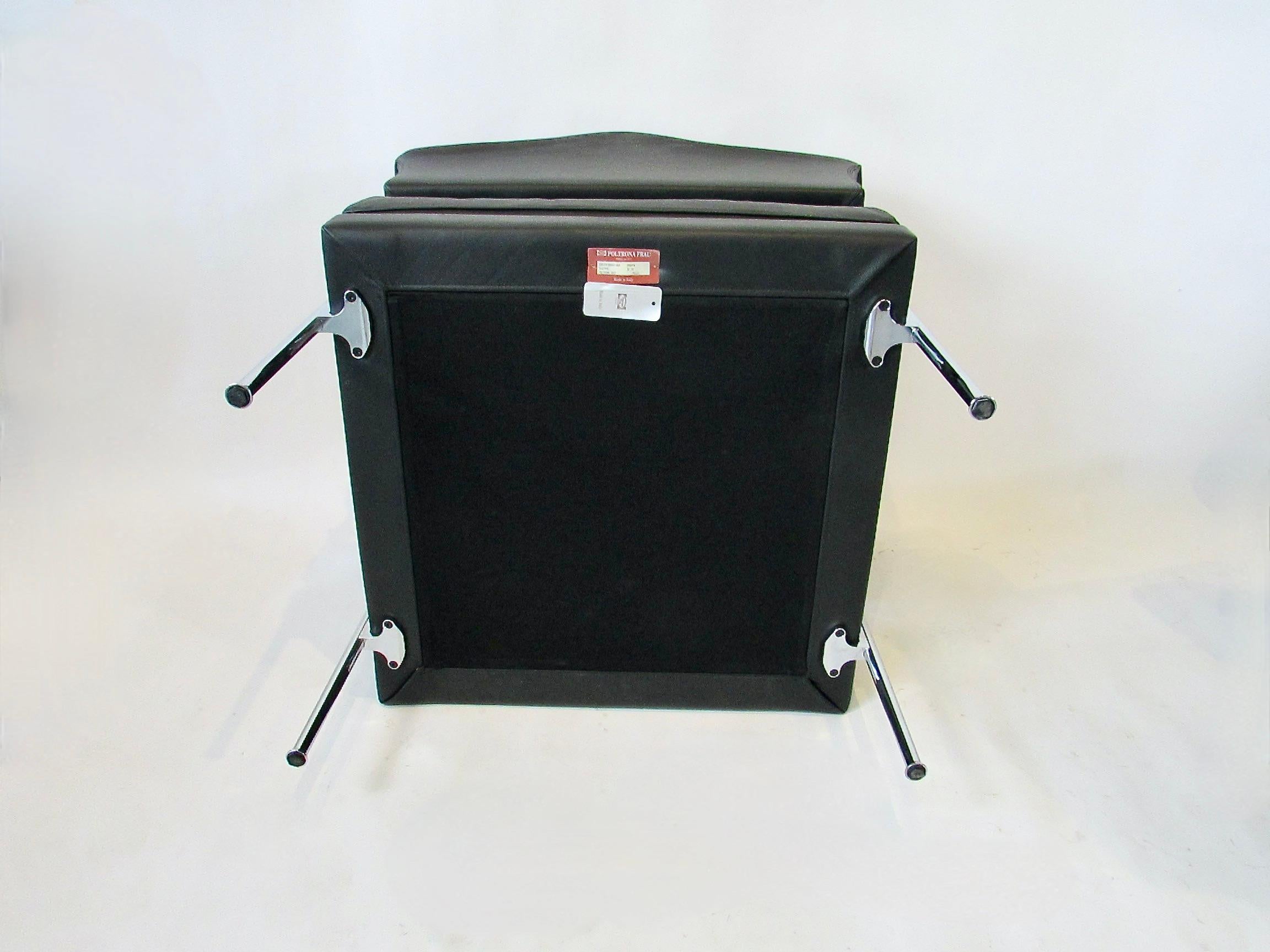 Paire de chaises longues Luca Scocchetti pour Poltrana Frau en cuir noir et chrome en vente 2