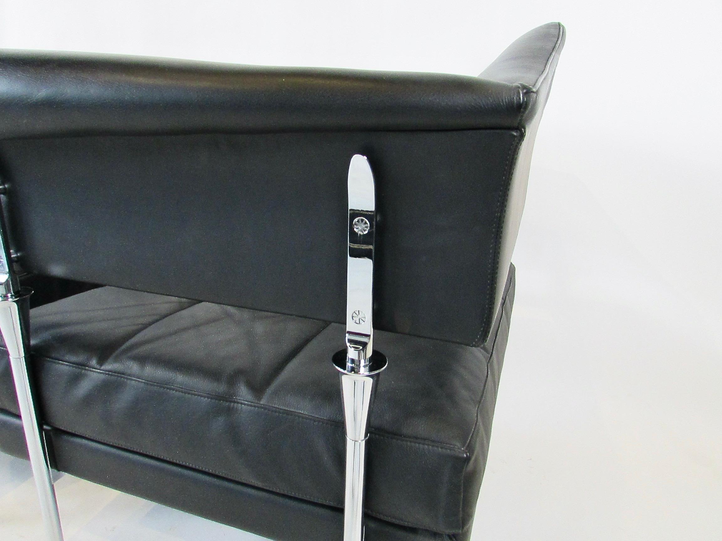 Pair of Luca Scocchetti for Poltrana Frau black leather on chrome lounge chairs In Good Condition For Sale In Ferndale, MI