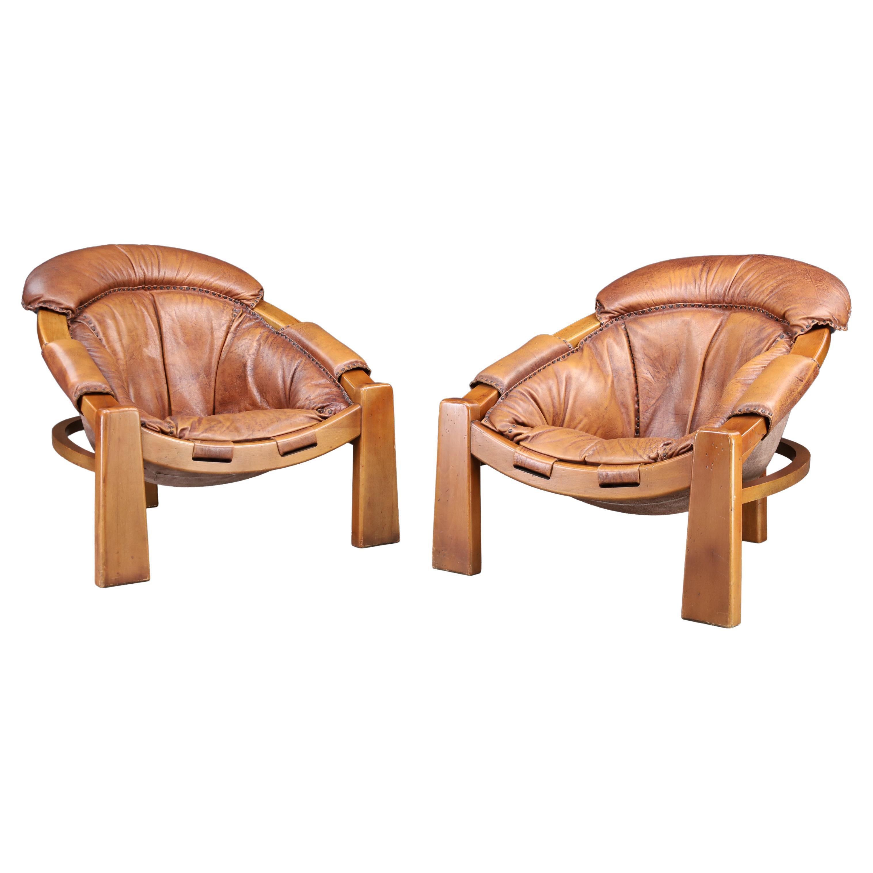 Pair of Luciano Frigerio Lounge Chairs in Cognac Leather and