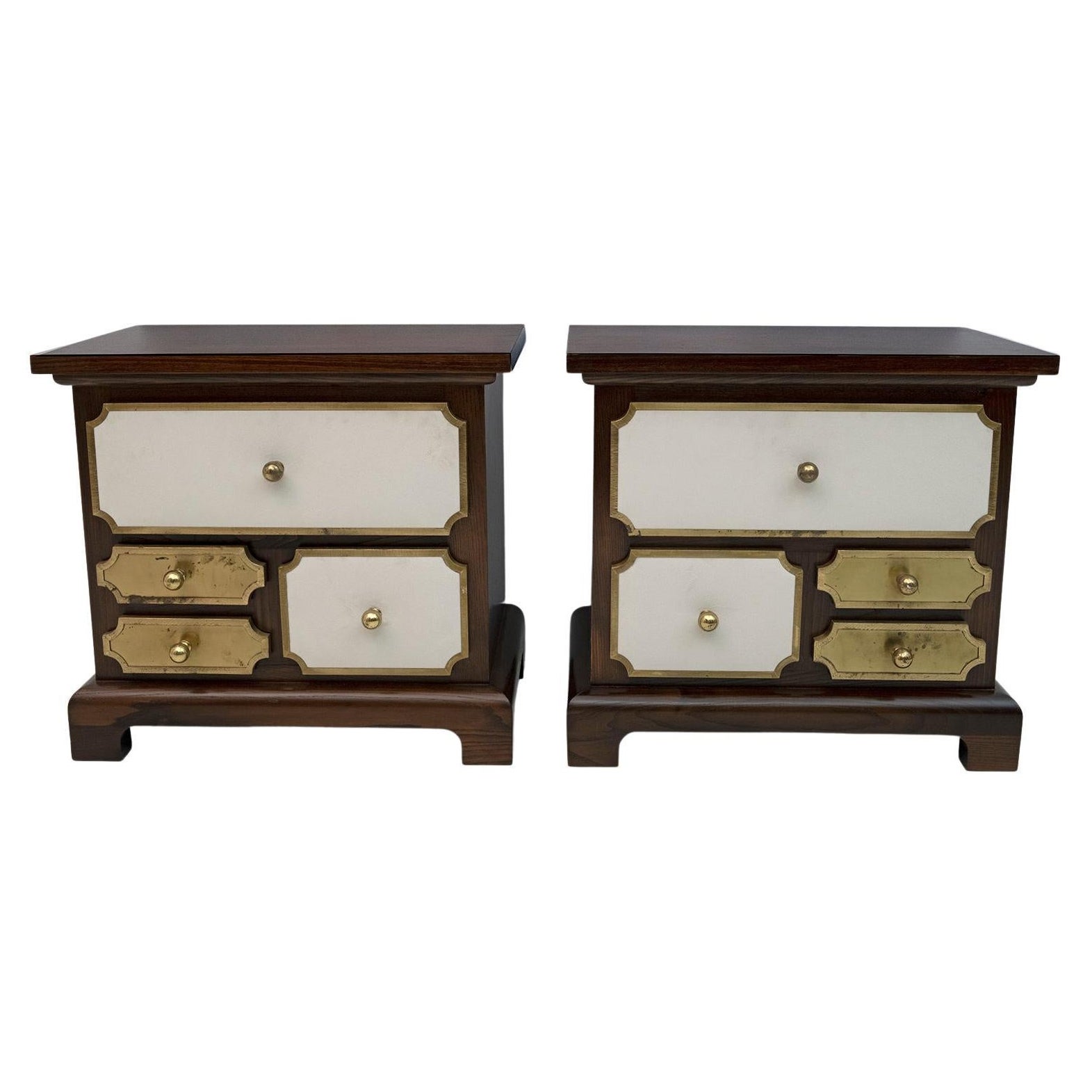 Paire de tables de chevet italiennes mi-siècle modernes de Luciano Frigerio, années 1960