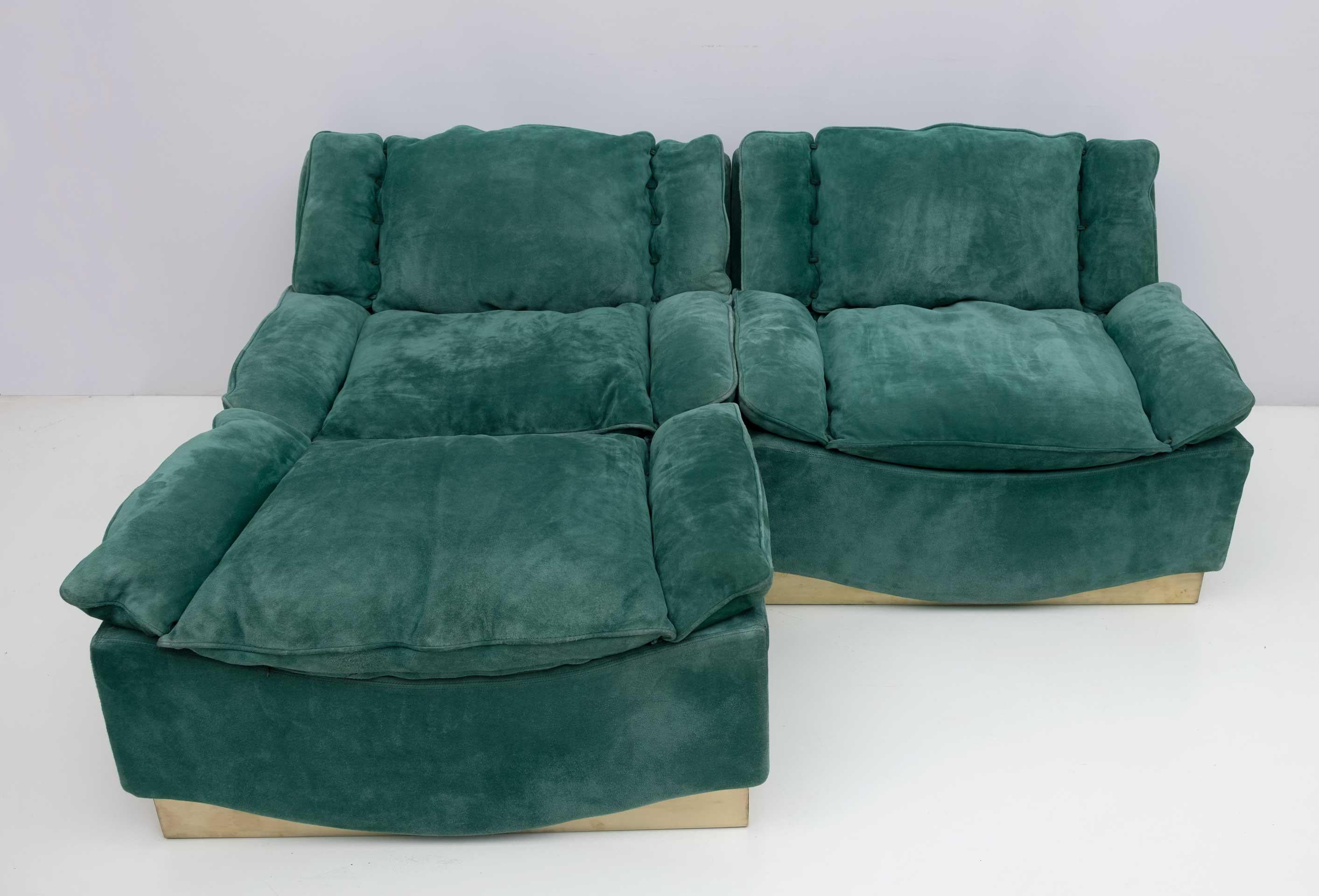 Italian Pair of Luciano Frigerio Mid-Century Modern Suede Armchairs and Footrest, 1970s For Sale