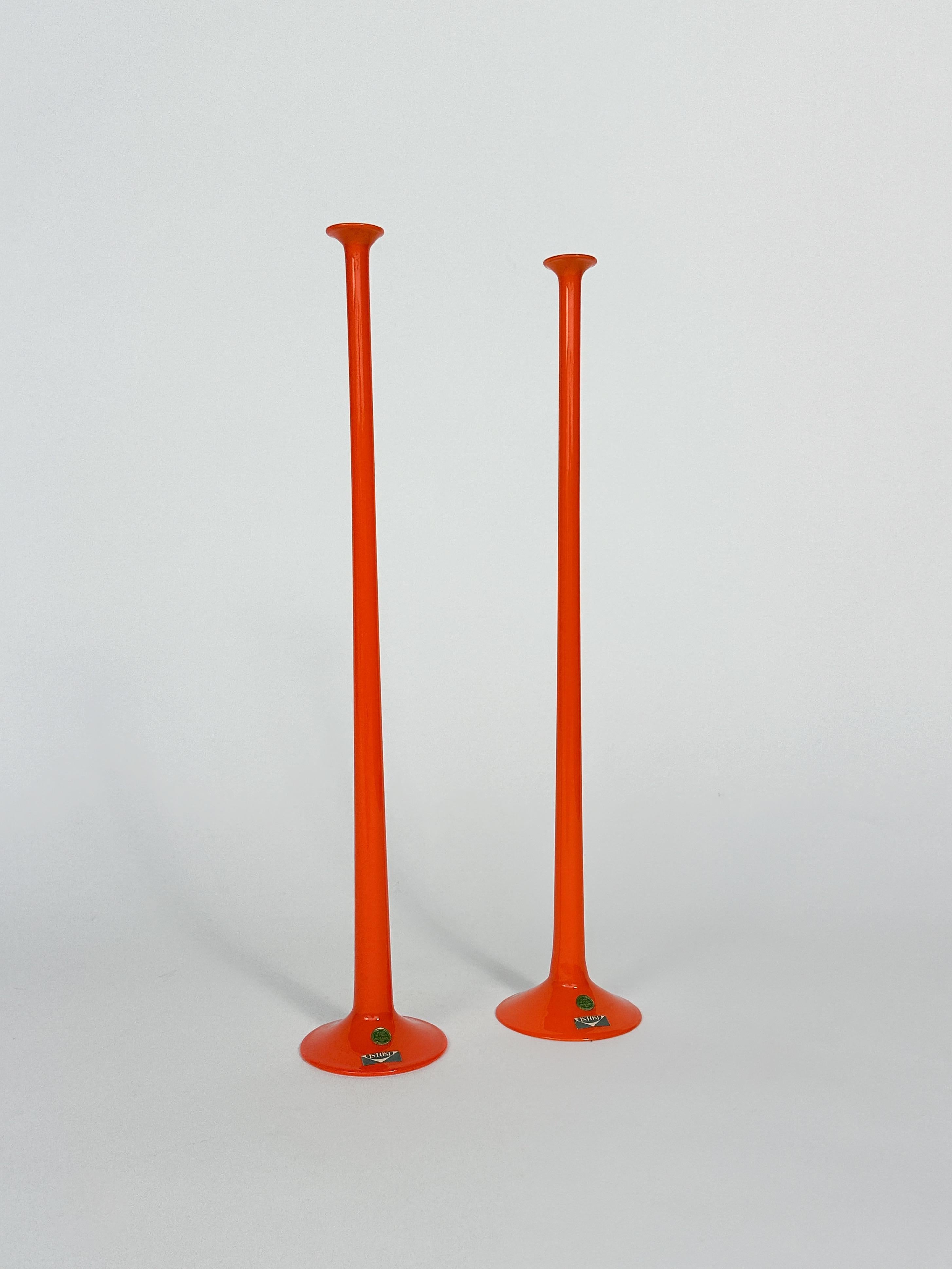 Mid-Century moderno Coppia di bastoncini per candele Luciano Vistosi in vetro di Murano Arancione 1960s 1970s in vendita