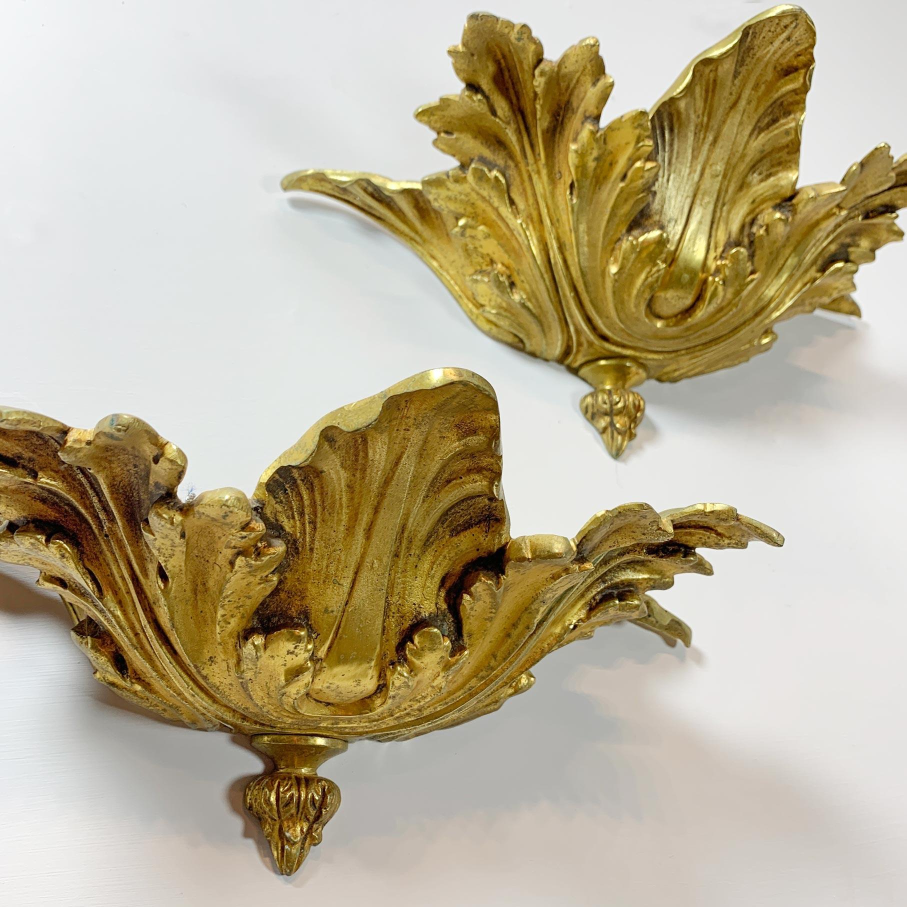 Pair Of Lucien Gau Gold Acanthus Leaf Uplighters In Good Condition For Sale In Hastings, GB