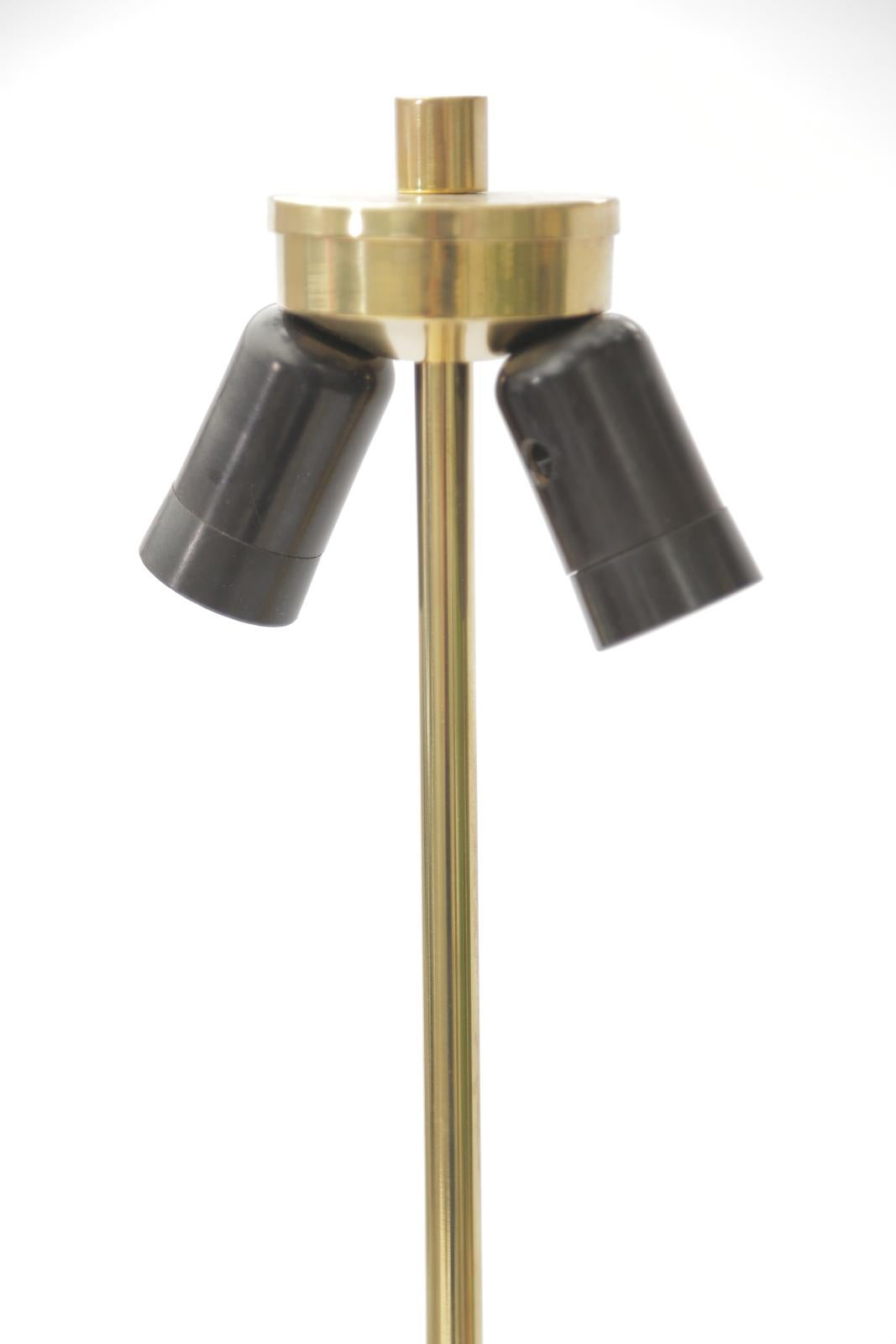 Polished Pair of Lucite and Brass Table Lamps Attributed to Karl Springer