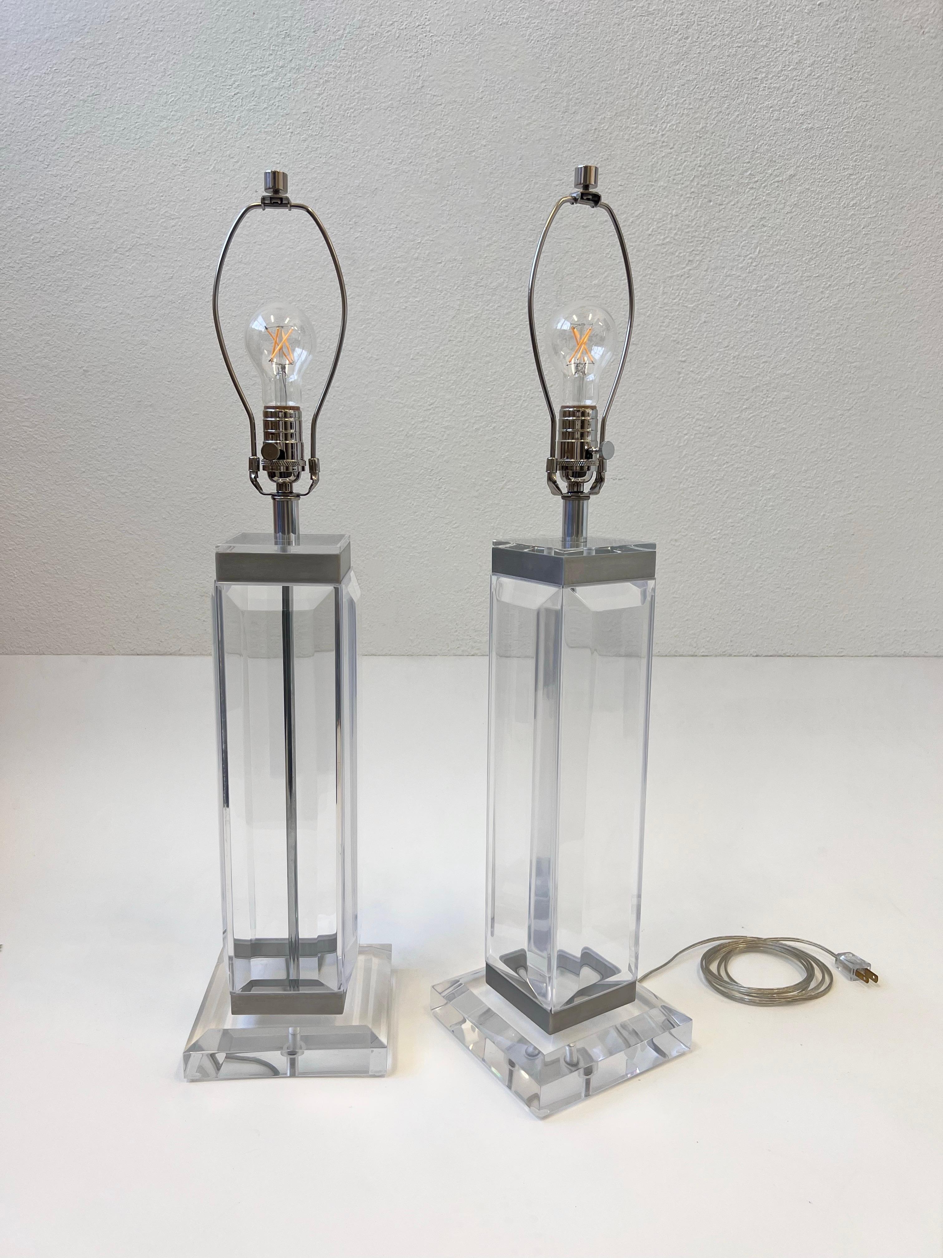 American Pair of Lucite and Chrome Table Lamps in the Manner of Charles Hollis Jones For Sale