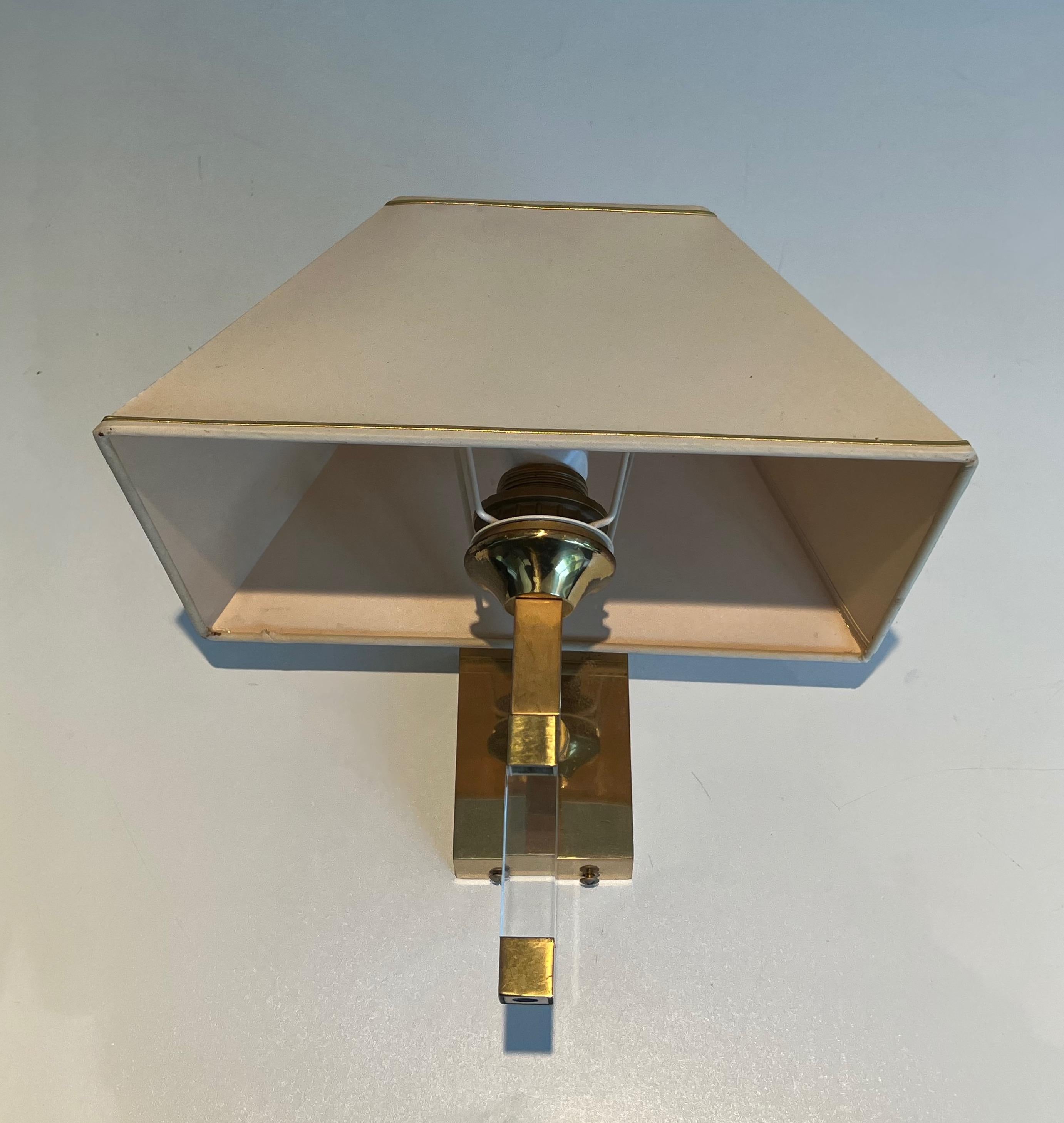 Pair of Lucite and Gilt Wall Sconces, circa 1970 For Sale 7