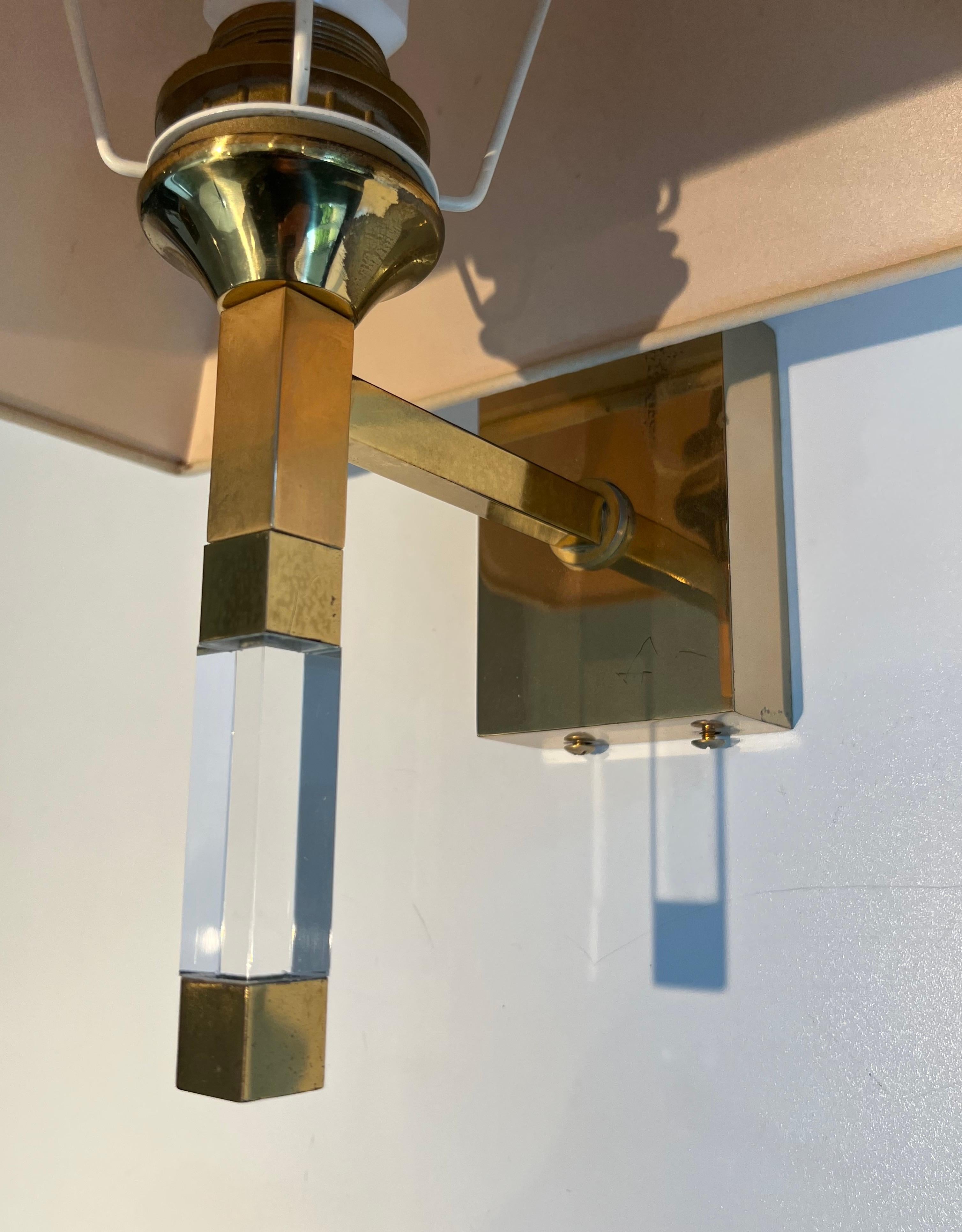 Pair of Lucite and Gilt Wall Sconces, circa 1970 For Sale 8