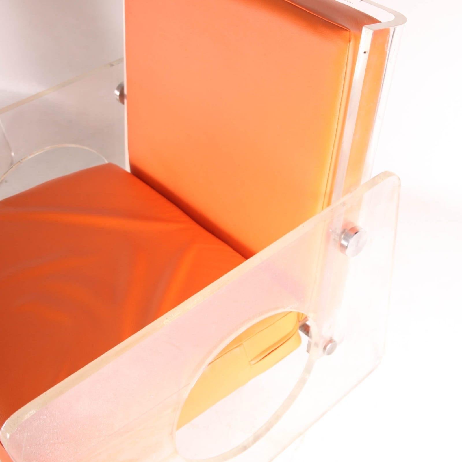Coppia di poltrone in lucite In condizioni buone in vendita a Isle Sur Sorgue, FR
