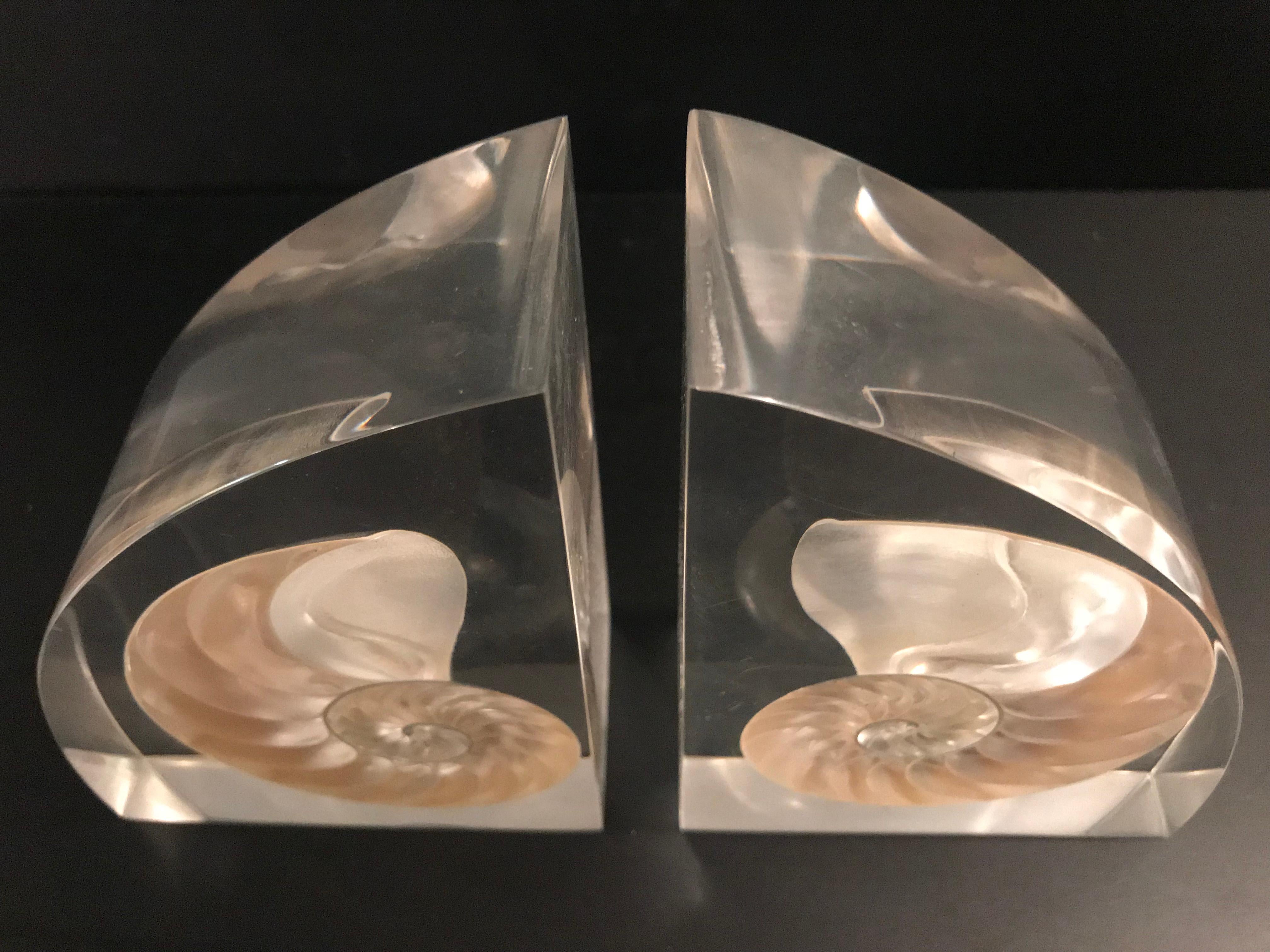 Pair of Lucite Bookends with Encased Nautilus Shell For Sale 12