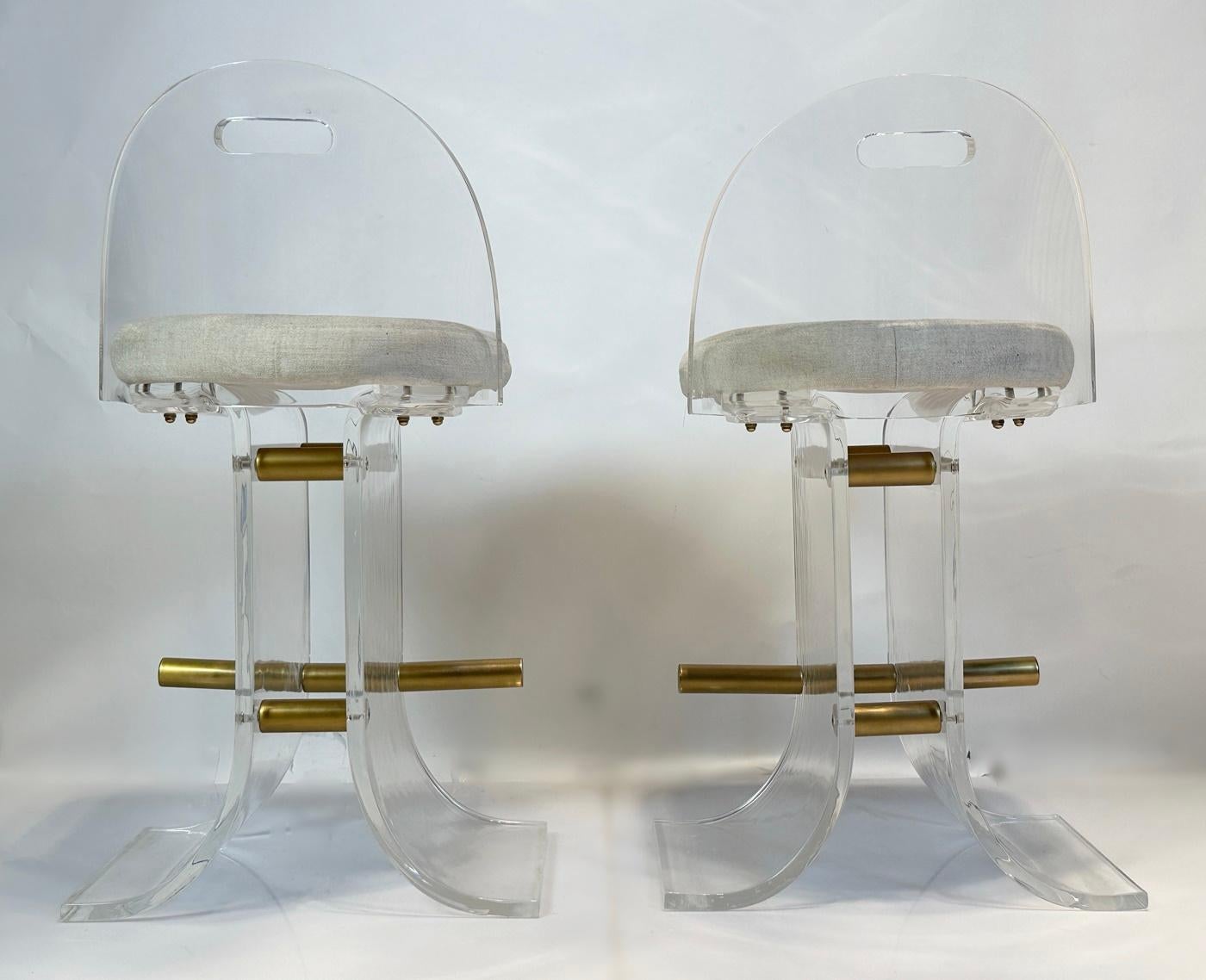Pair of Lucite & Brass Counter Stools by Hill Manufacturing, USA 1970's For Sale 1
