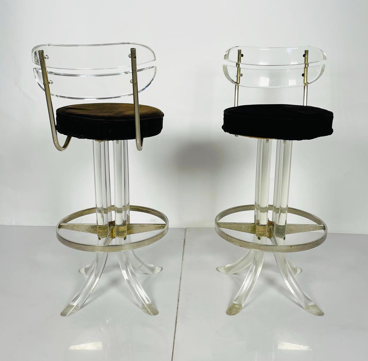Pair of Lucite & Chrome Barstools After Charles Hollis Jones, USA 1970's In Good Condition For Sale In Los Angeles, CA
