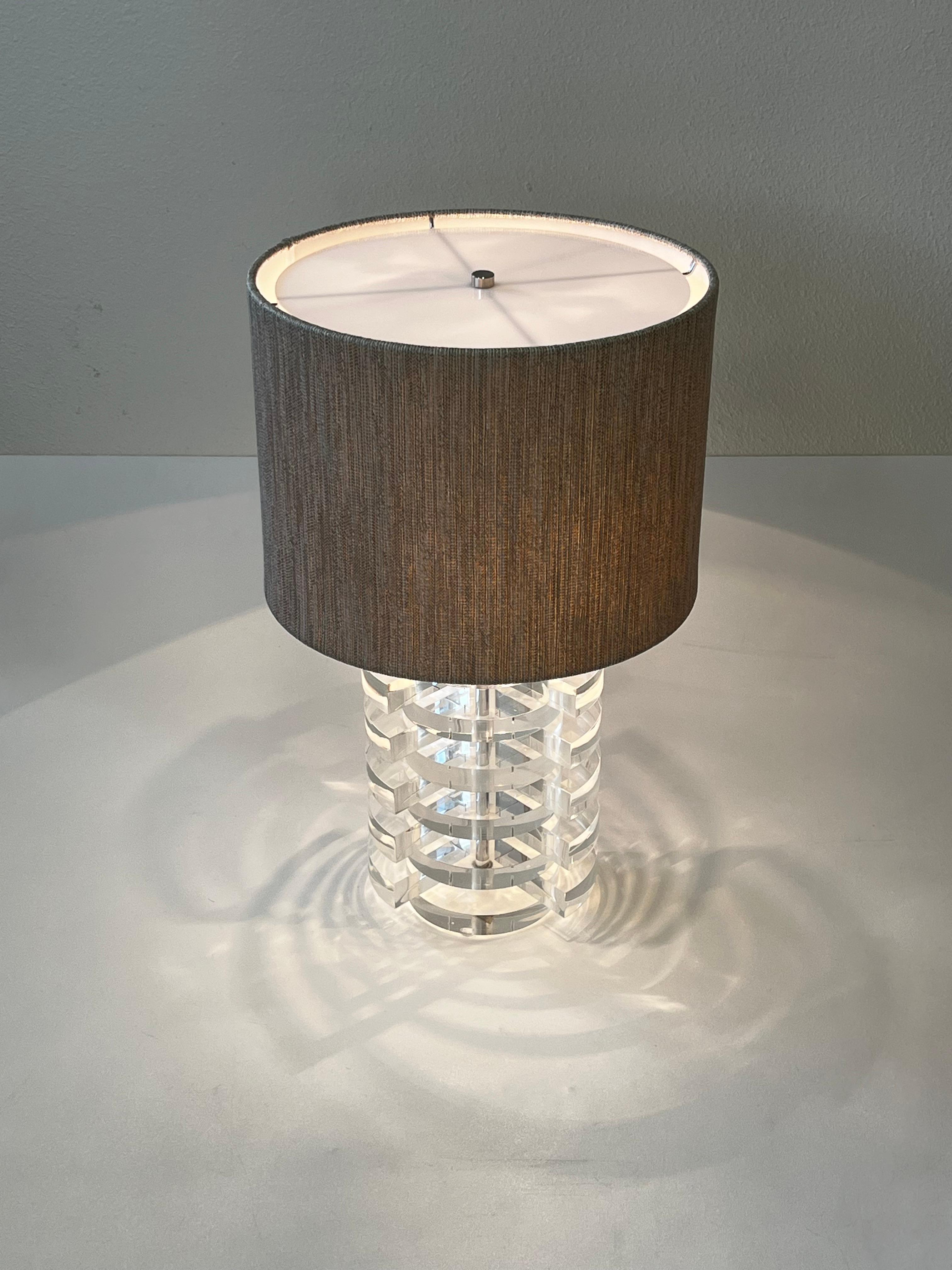 Pair of Lucite & Chrome Table Lamps by Karl Springer For Sale 2