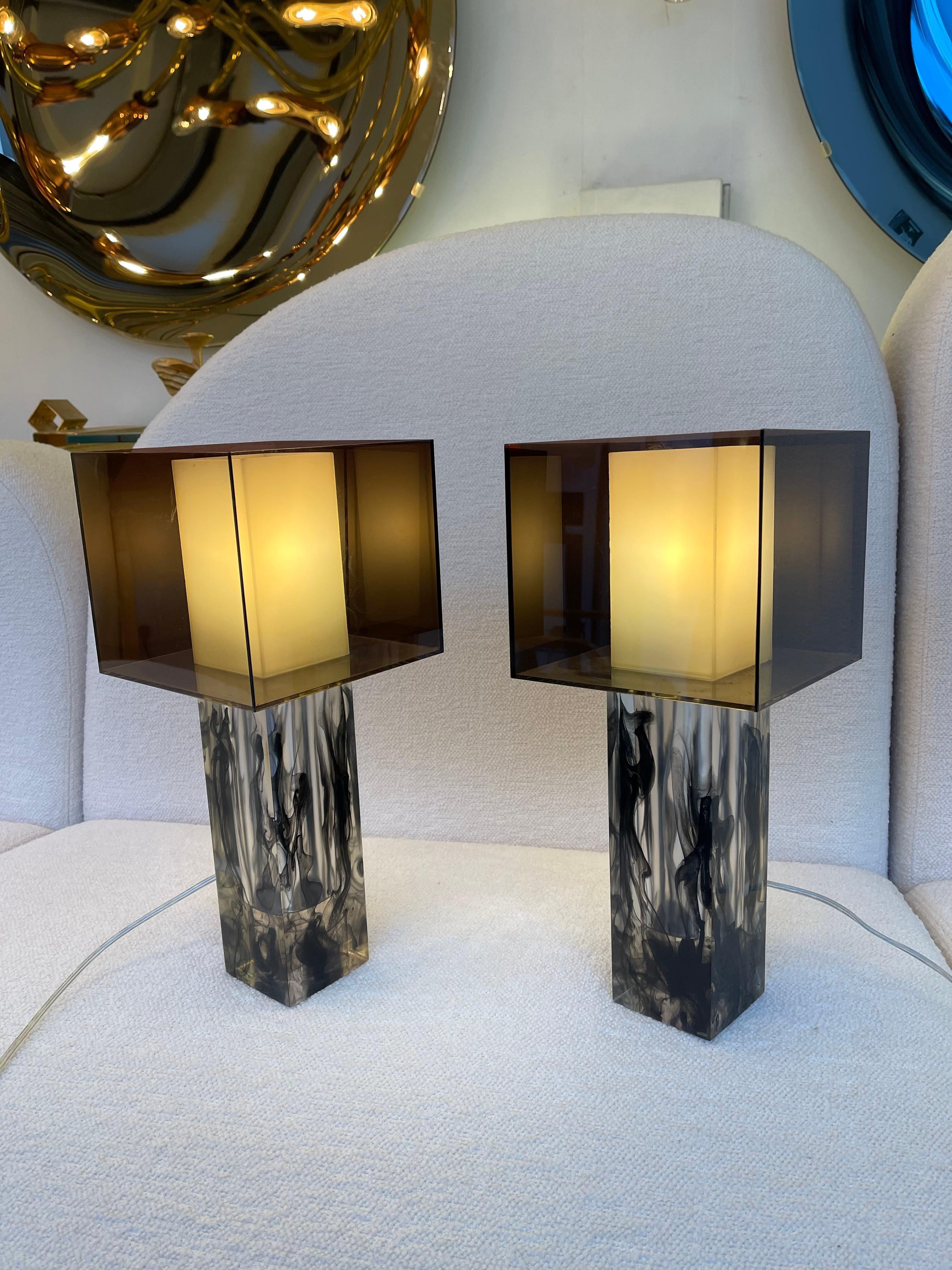 Mid-Century Modern Pair of Lucite Cube Lamps by Ateljé Lyktan. Sweden, 1990s