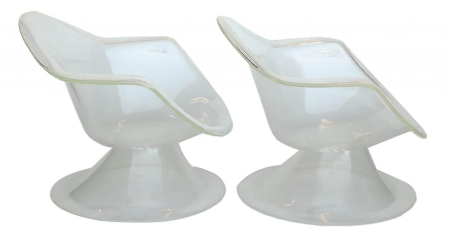 Pair of Lucite “Daffodil” Chairs from the Laverne’s “Invisible Group” 1