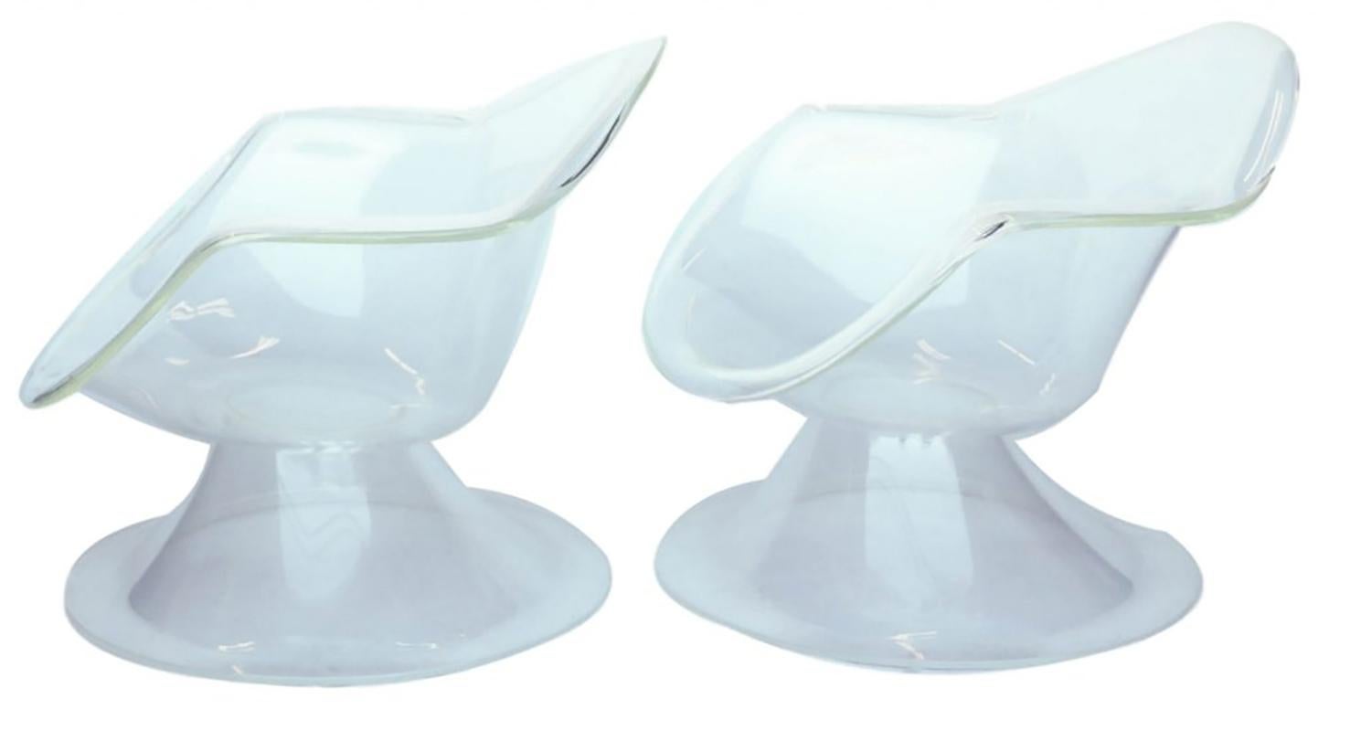 Pair of Lucite “Daffodil” Chairs from the Laverne’s “Invisible Group” 3