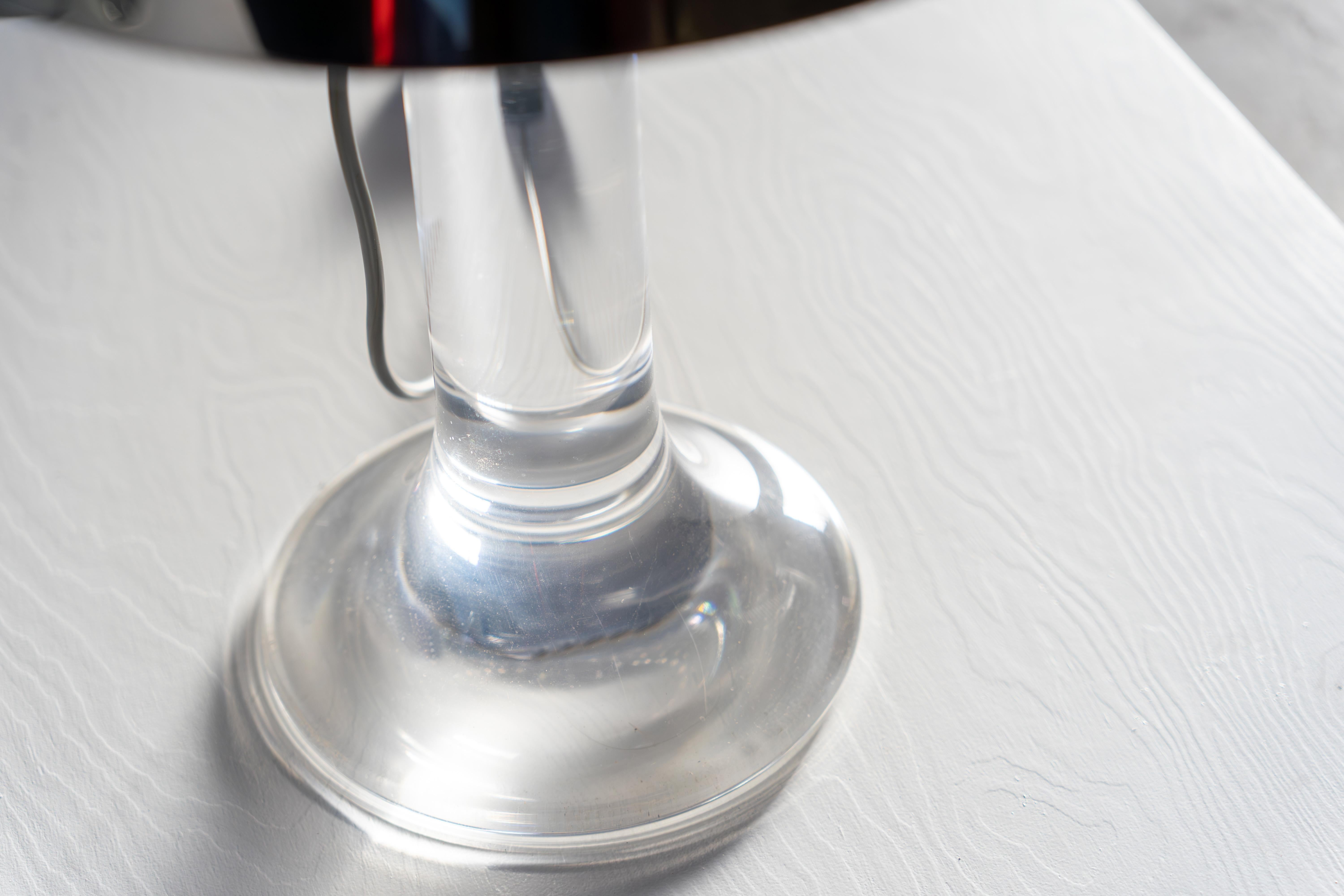 Pareja de lámparas de mesa Harvey Guzzini de lucite Italia, años 70 en Bueno estado para la venta en Rosendahl, DE