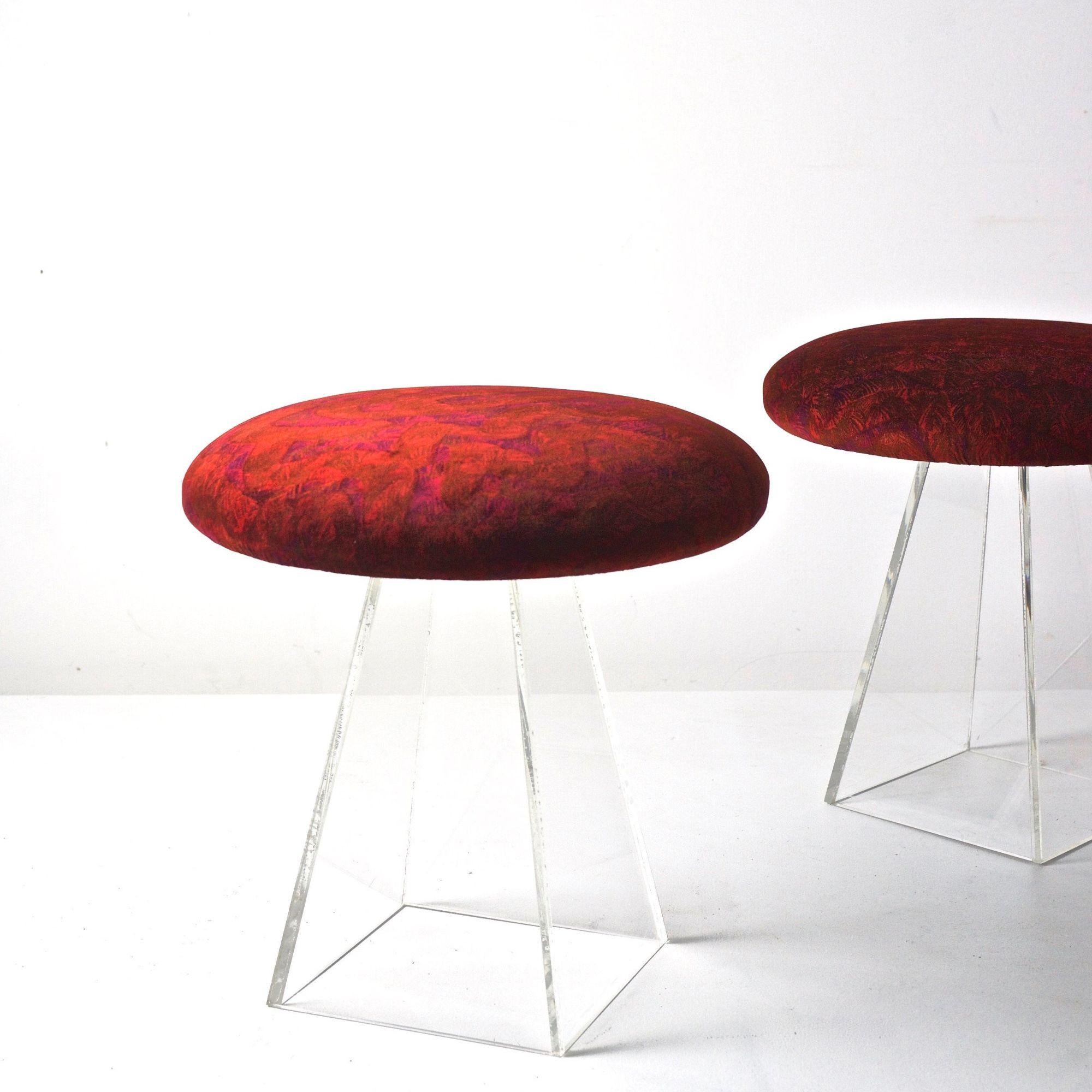 Pair of Vladimir Kagan attributed stools in Jack Lenor Larsen Velvet 1960s

Lucite pyramid bases with round seat pads upholstered in new old stock Nazca velvet designed by Don Wight for Jack Lenor Larsen Inc 1966

Dimensions: 9.625