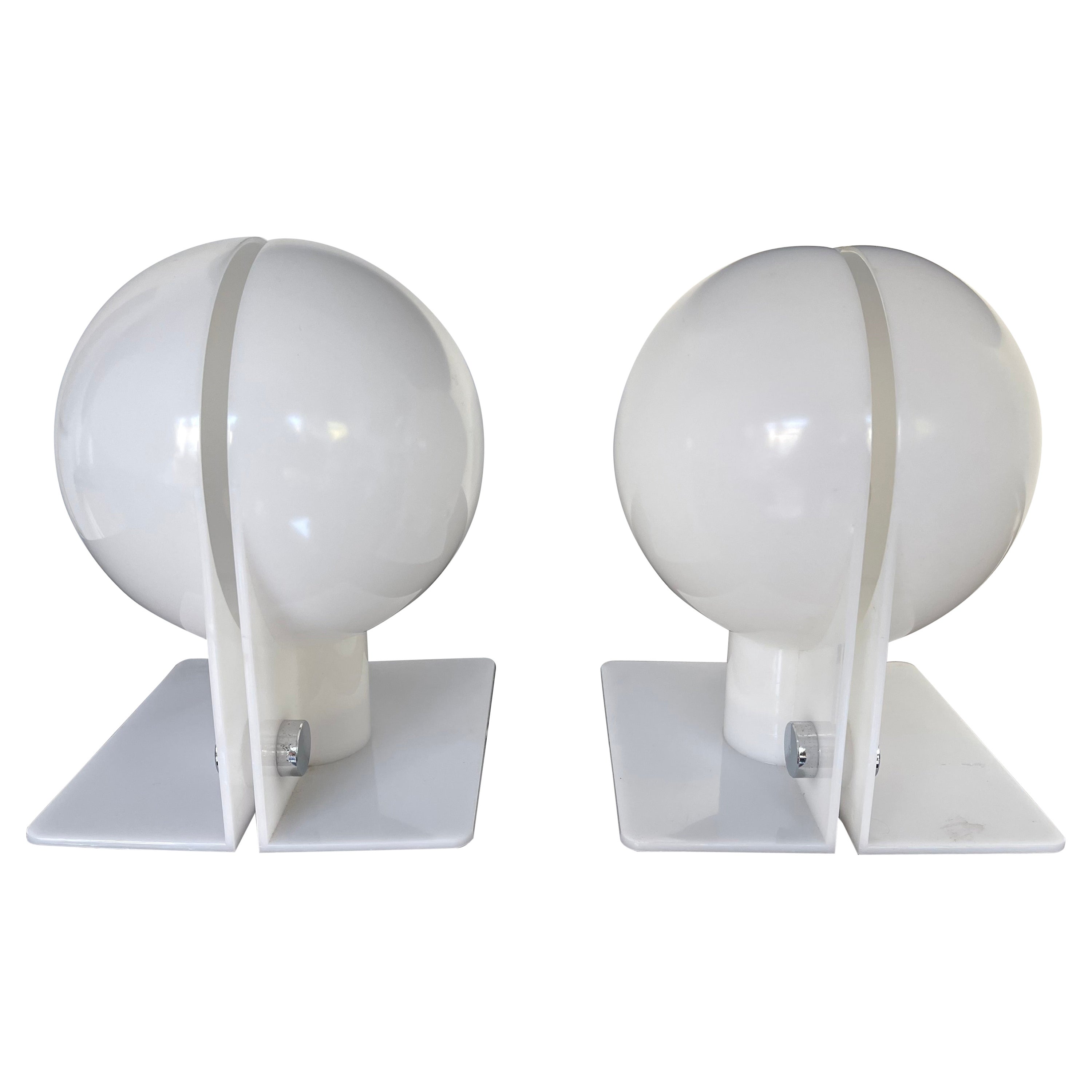 Paire de lampes en Lucite Sirio par Brazzoni Lampa pour Harvey Guzzini. Italie, 1970