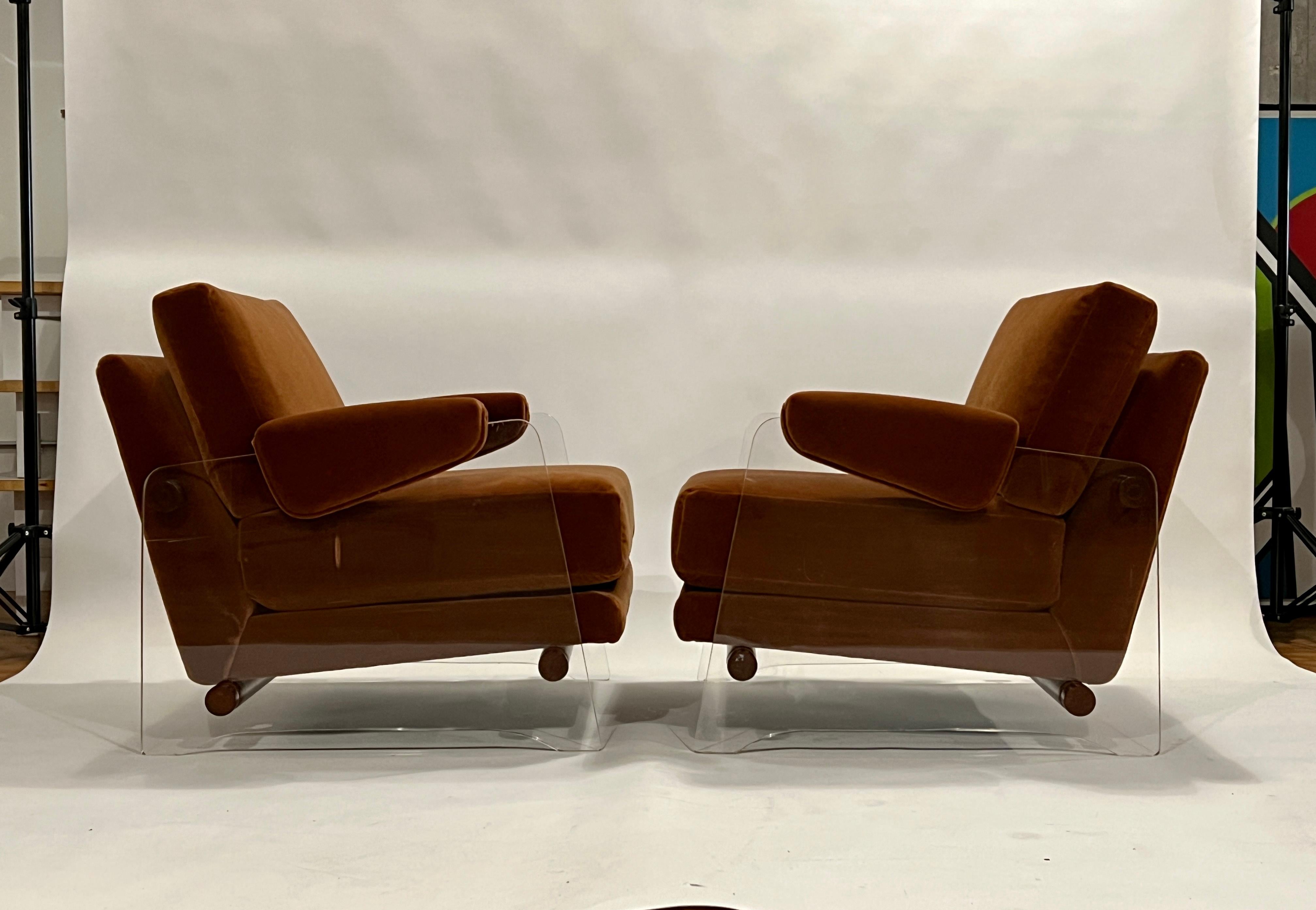 Late 20th Century Pair of Lucite Lounge Chairs in Rust Mohair For Sale