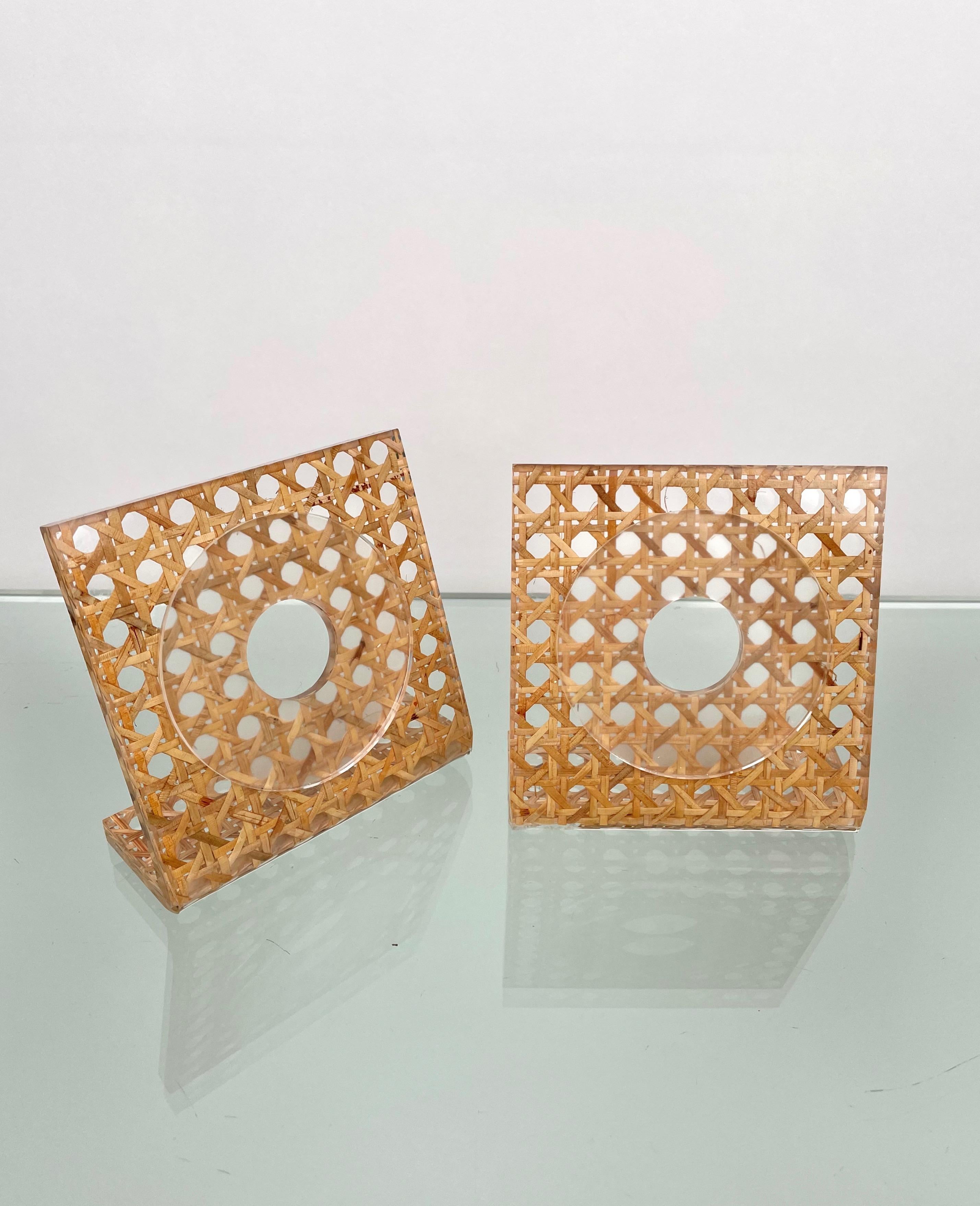 Pair of Lucite & Rattan Squared Picture Frame Christian Dior Style, Italy, 1970s For Sale 1