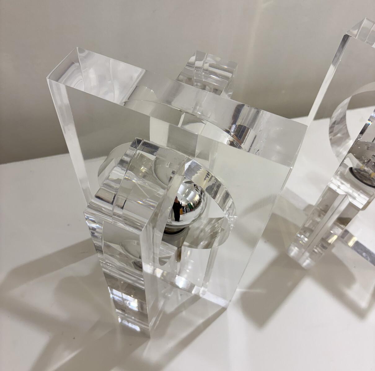 Pair of Lucite Table Lamps by Sandro Petti, 1970s For Sale 3