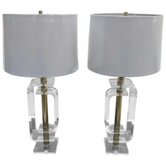 Paire de lampes de table en lucite