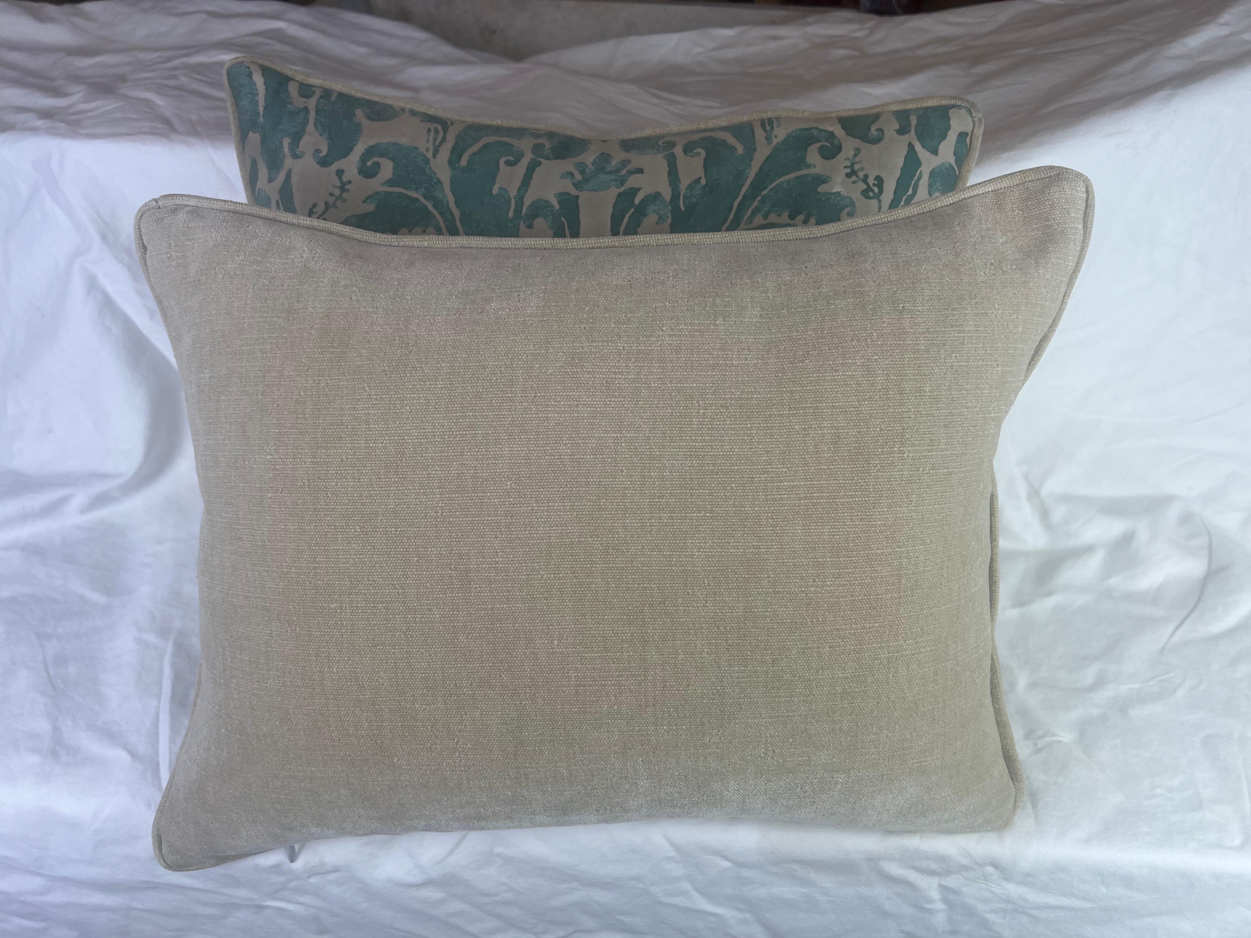 Contemporary Pair of Lucrenzia Patterned Fortuny Pillows