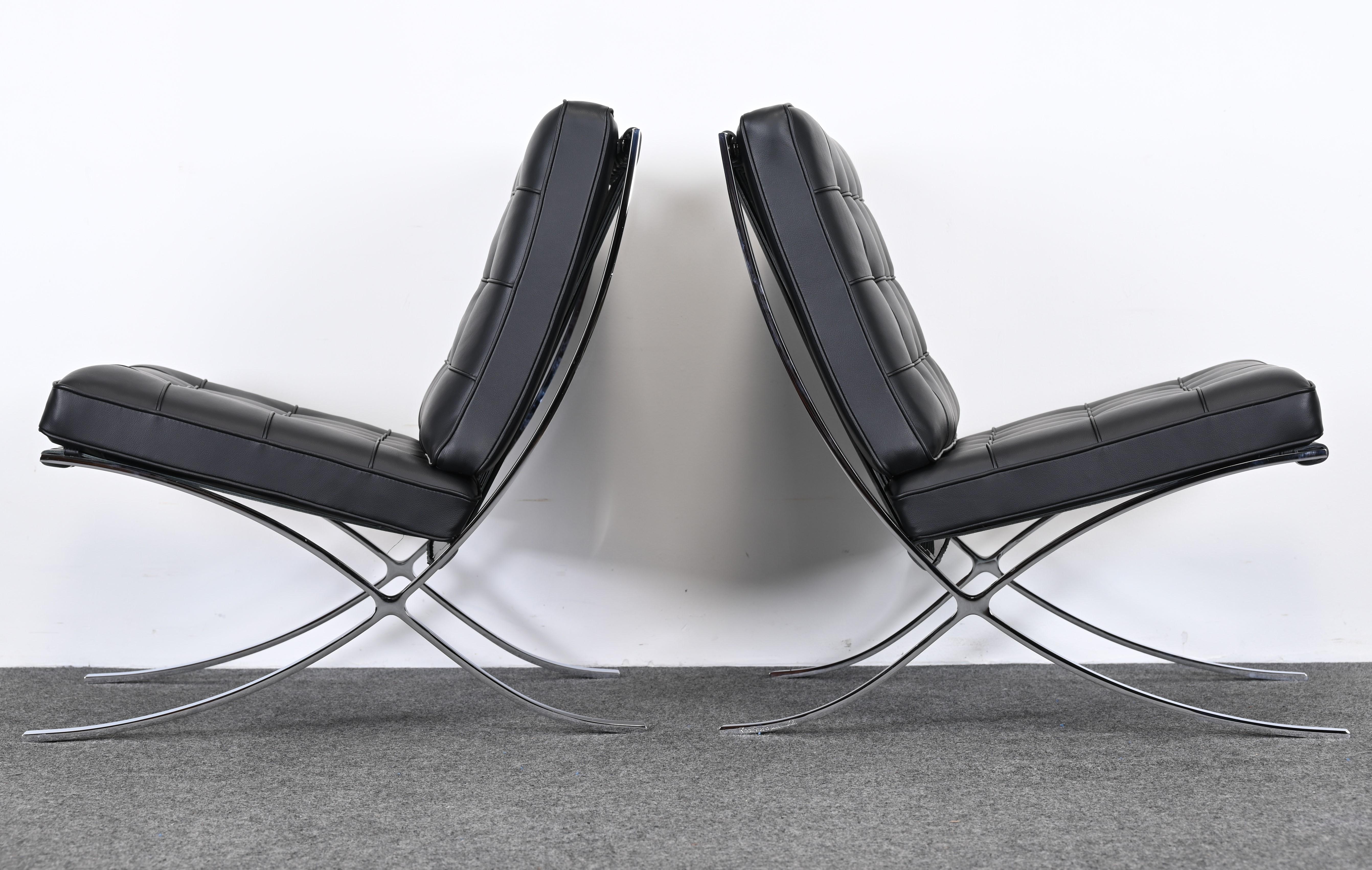 Contemporary Pair of Ludwig Mies van der Rohe Barcelona Chairs for Knoll Studio