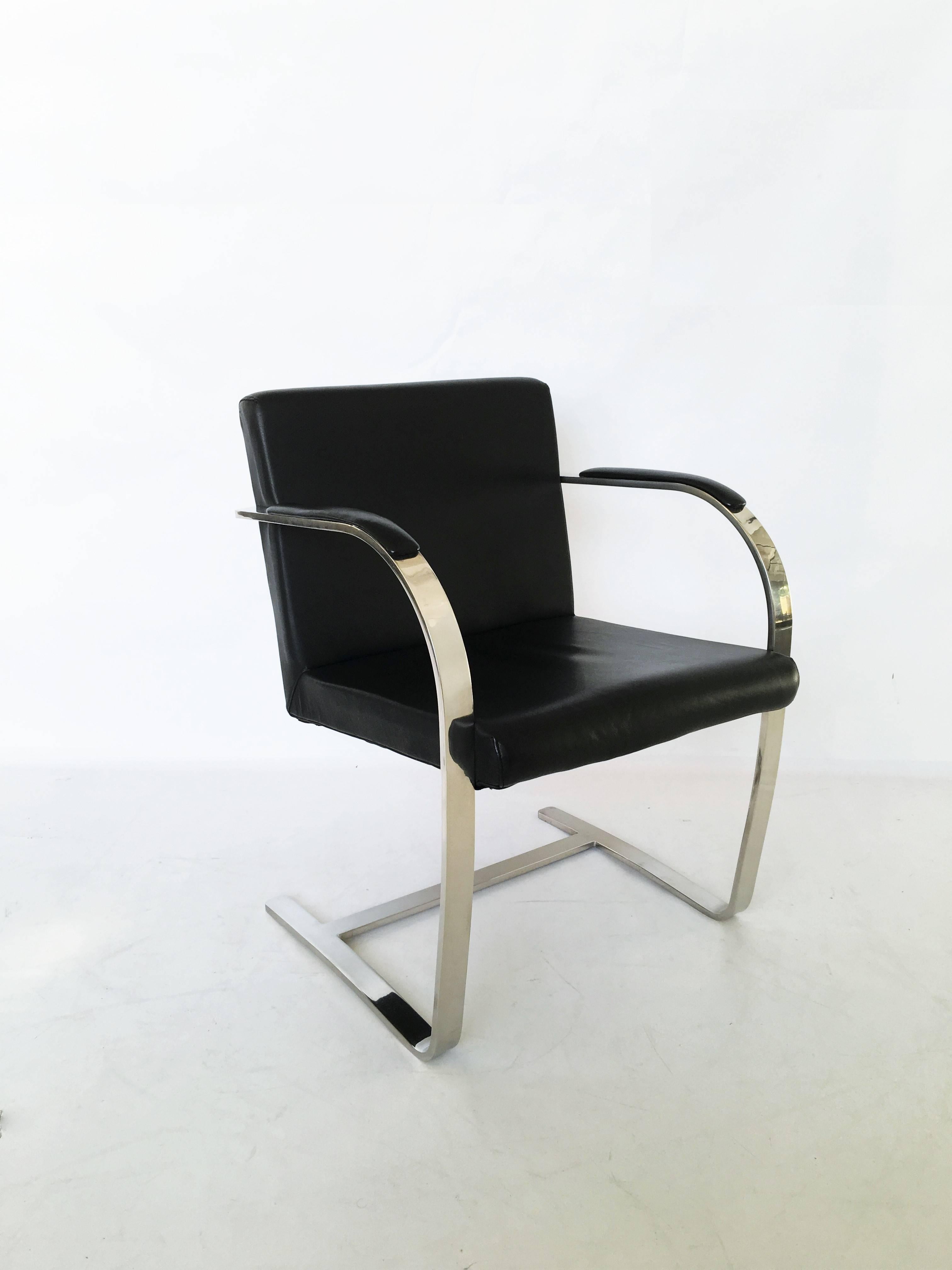 Pair of Ludwig Mies van der Rohe Flat Bar Brno Chairs 4