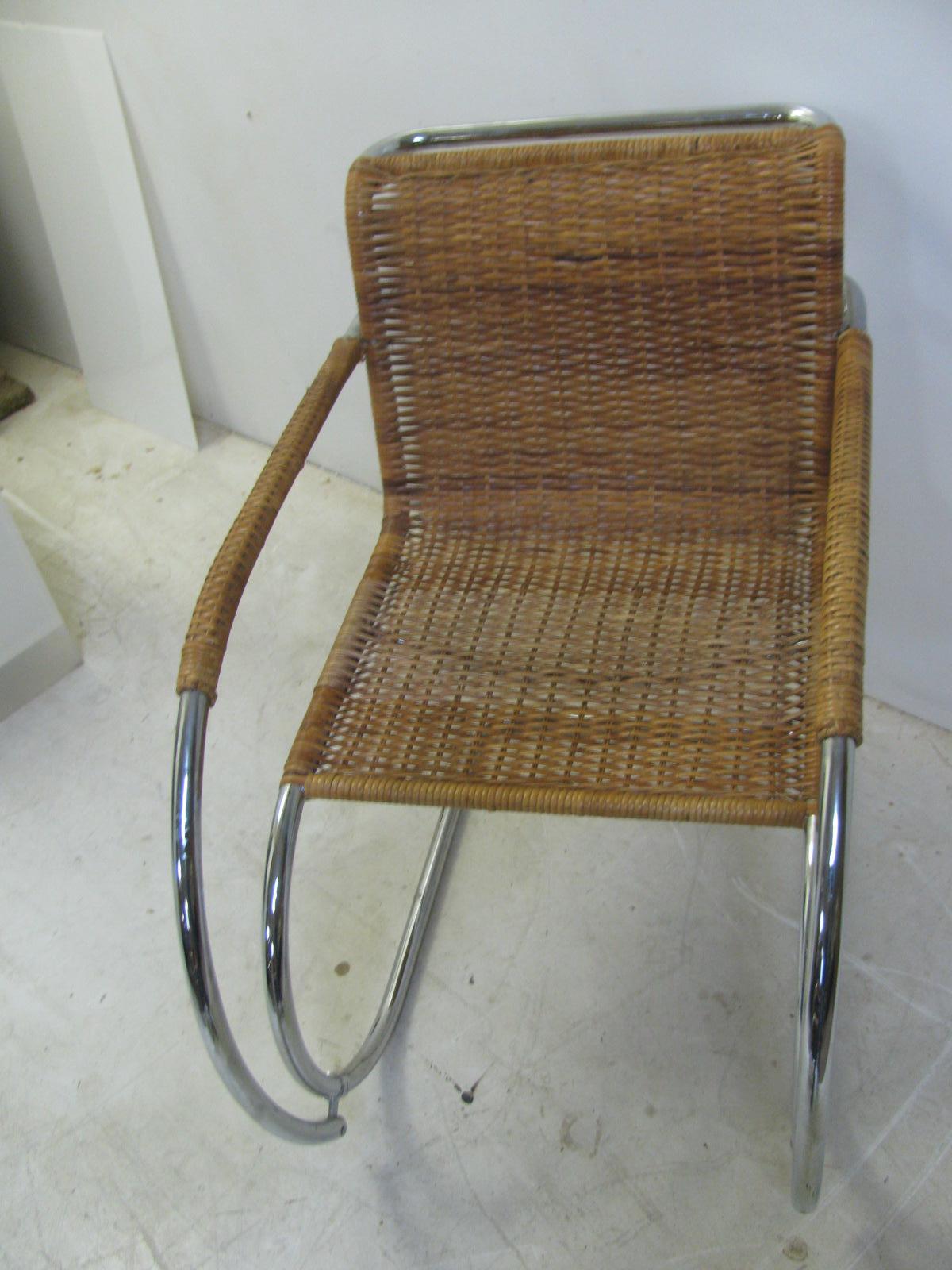 Pair of Ludwig Mies van der Rohe MR 20 Wicker Rattan Lounge Chairs 1