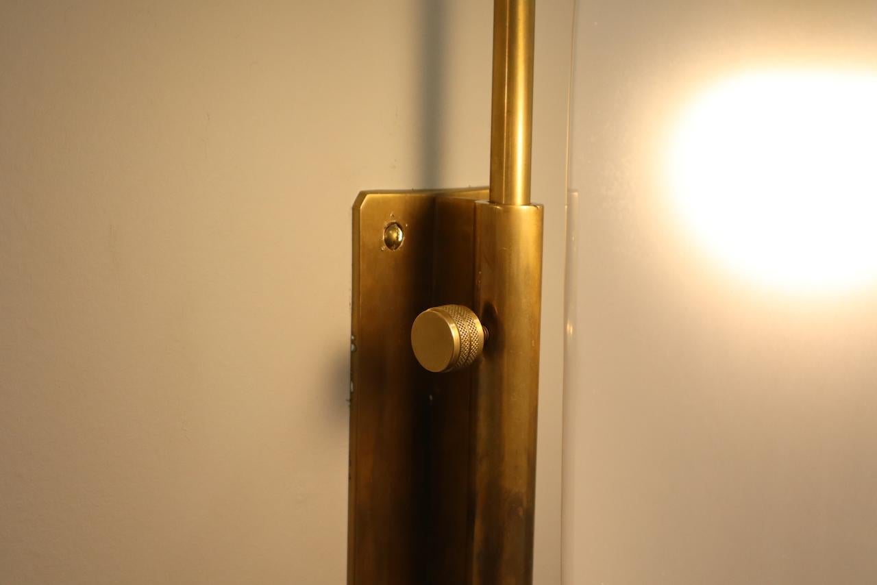 Pair of Luigi Caccia Dominioni Azzucena LP10 Wall Lamps Sconces Brass, 1958 For Sale 4