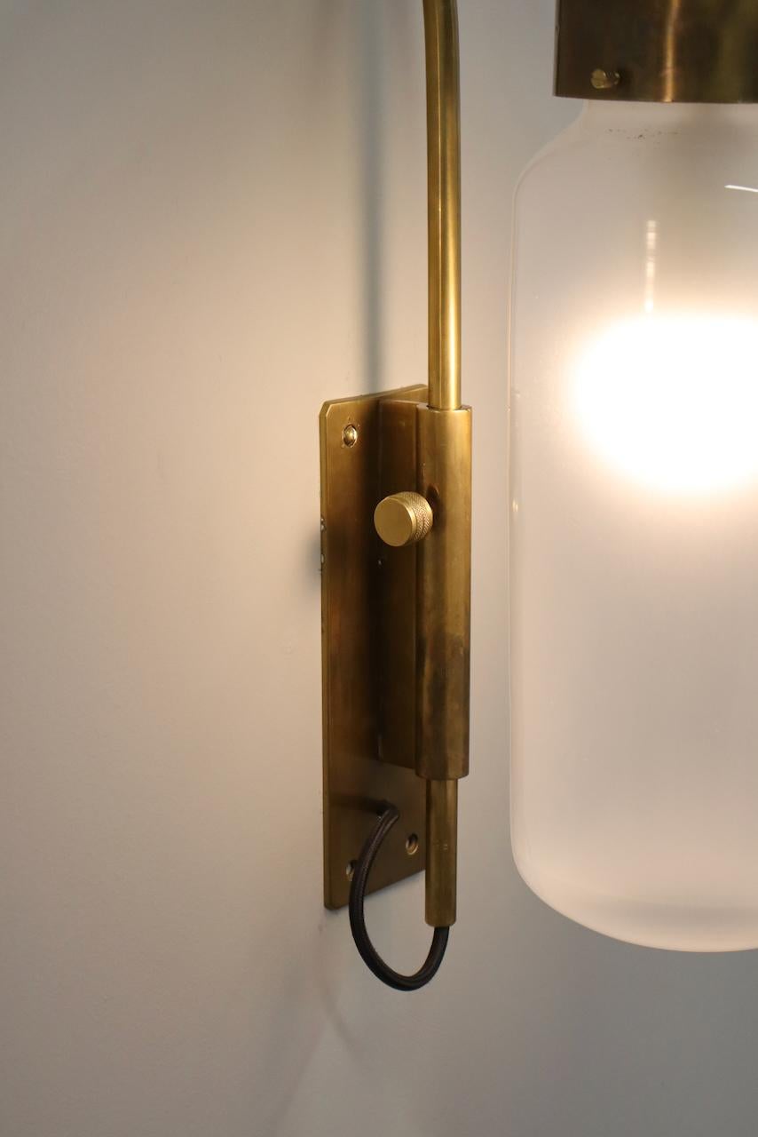 20th Century Pair of Luigi Caccia Dominioni Azzucena LP10 Wall Lamps Sconces Brass, 1958 For Sale